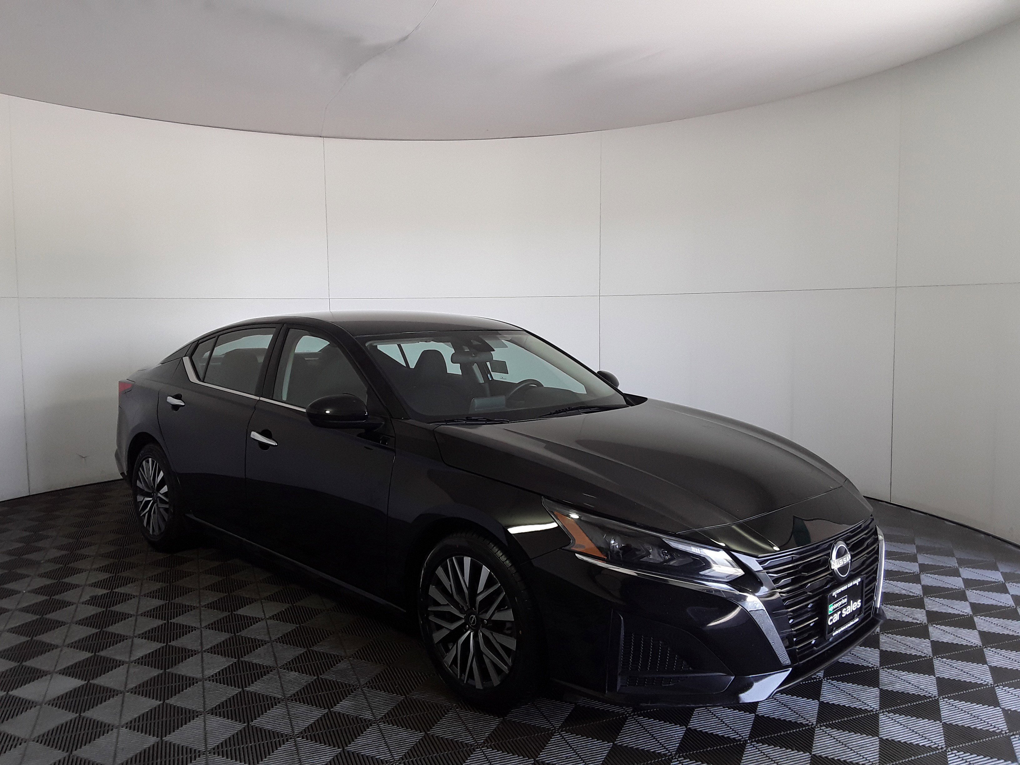 2023 Nissan Altima 2.5 SV Sedan