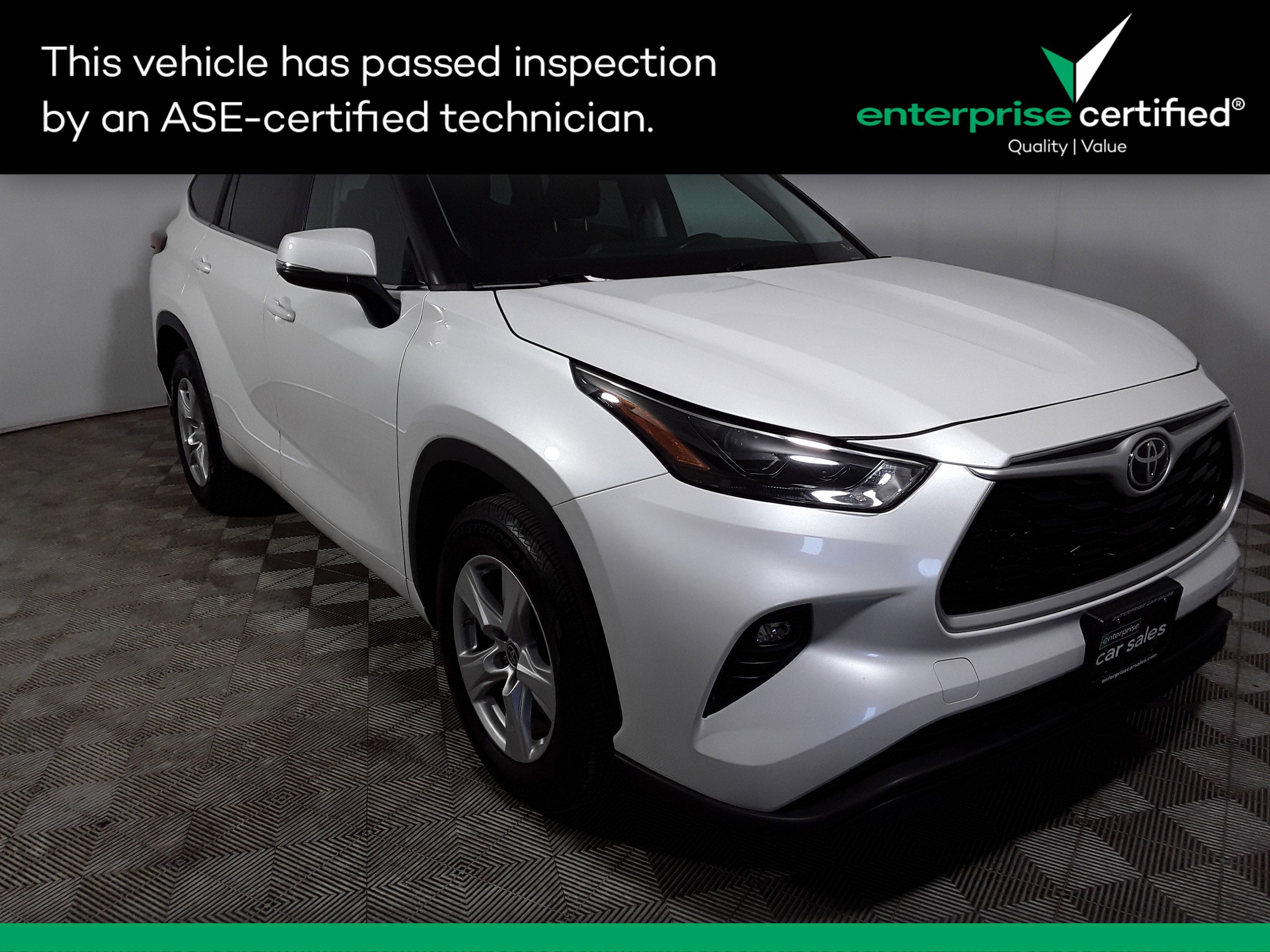 2023 Toyota Highlander LE FWD