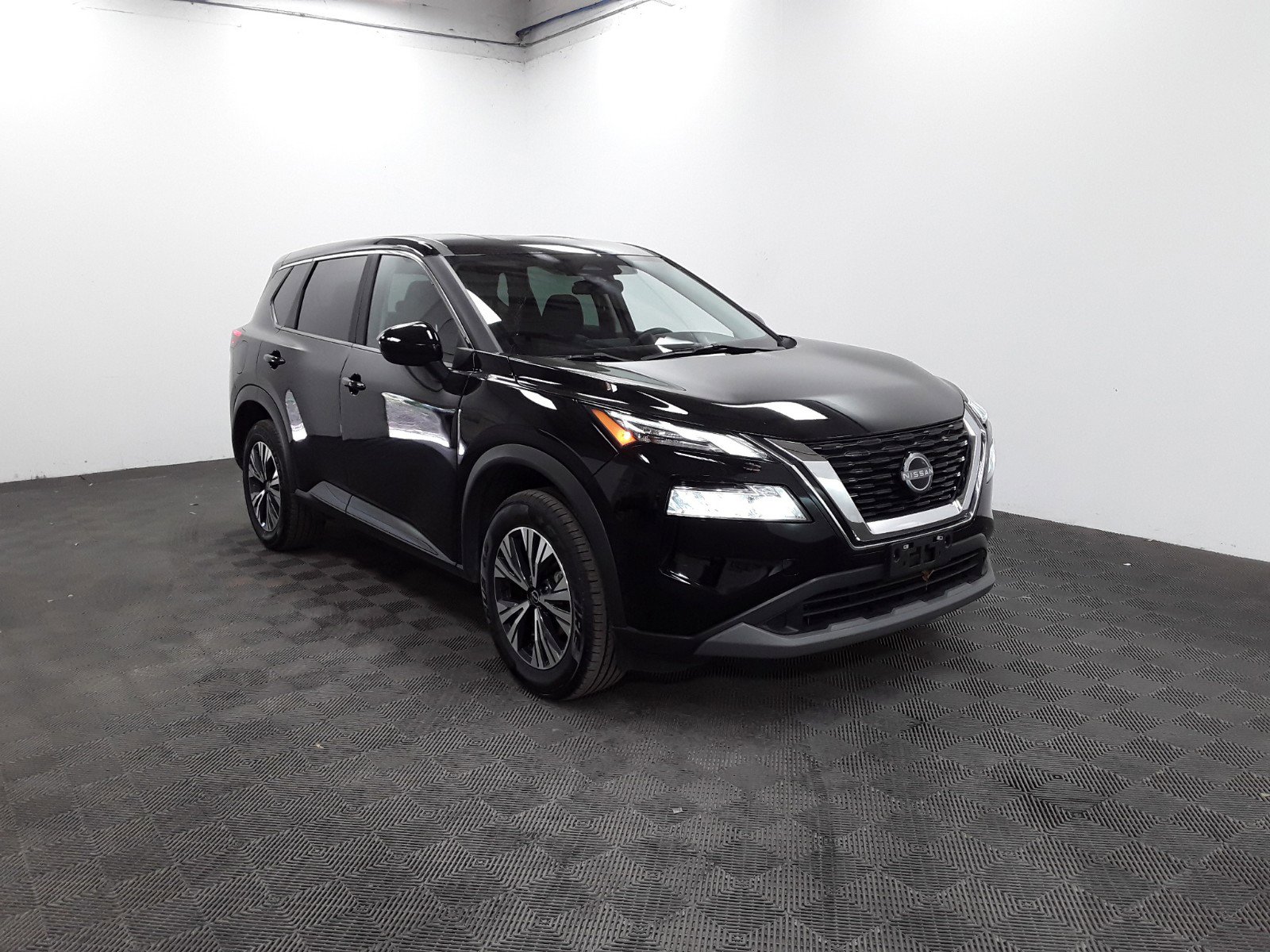 2023 Nissan Rogue FWD SV