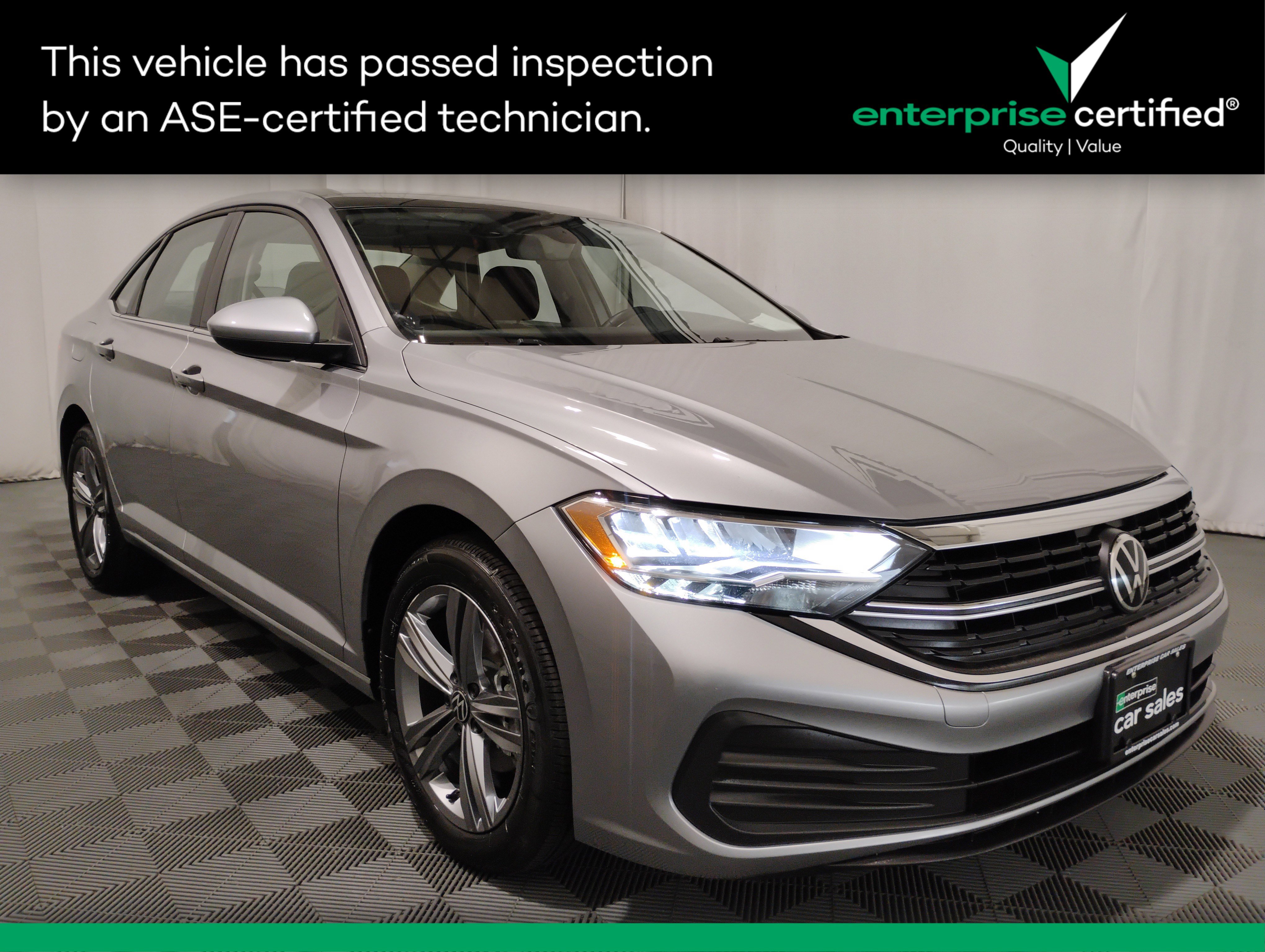 2024 Volkswagen Jetta SE Auto