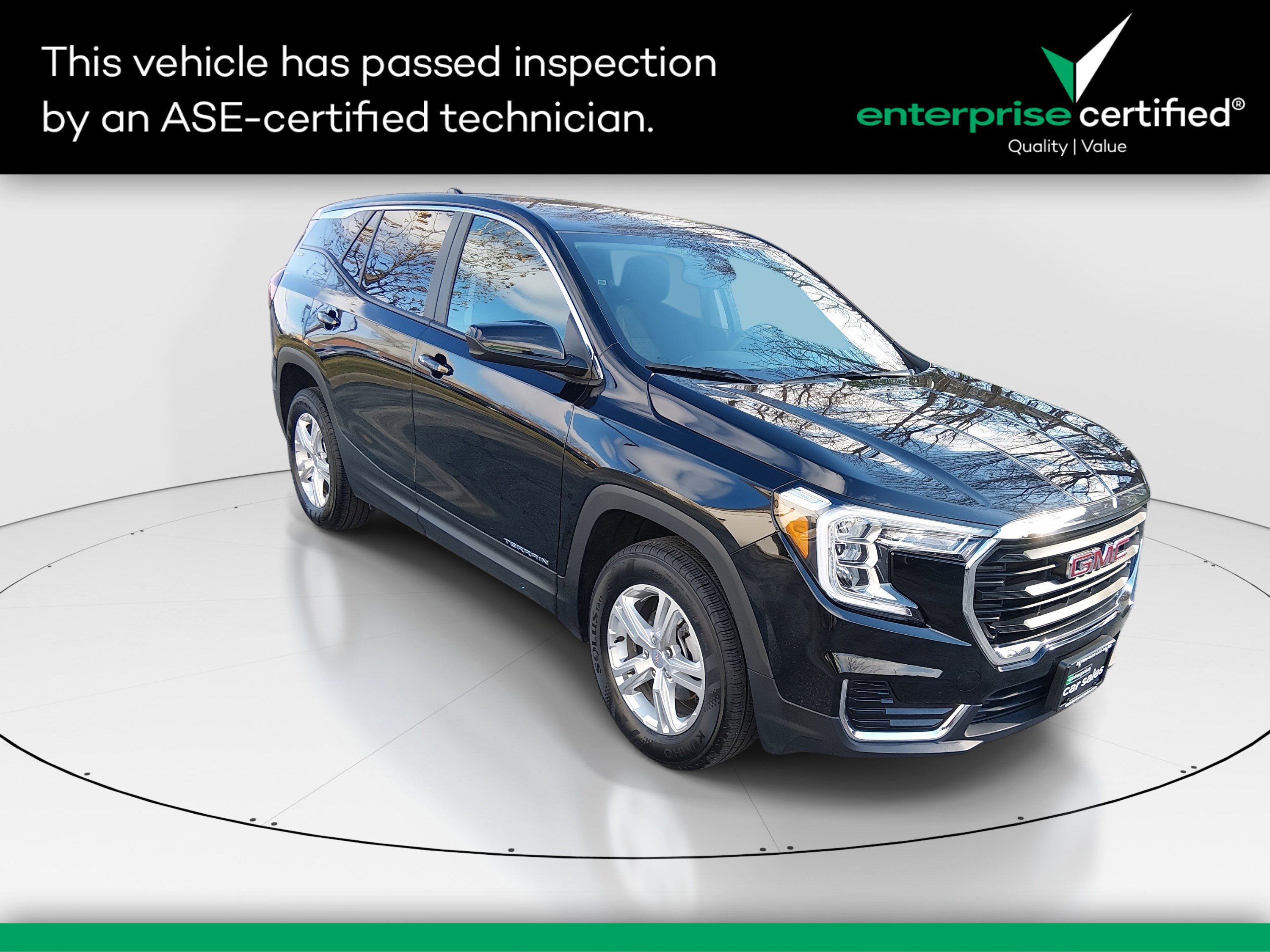 2024 GMC Terrain SLE's photo