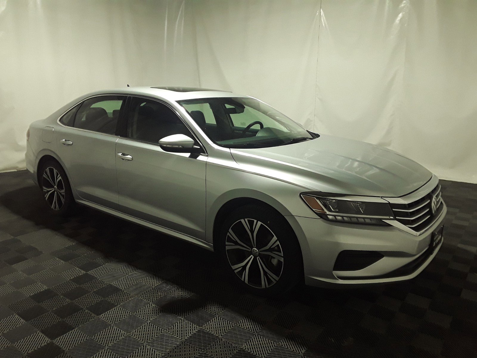 2021 Volkswagen Passat 2.0T SE Auto