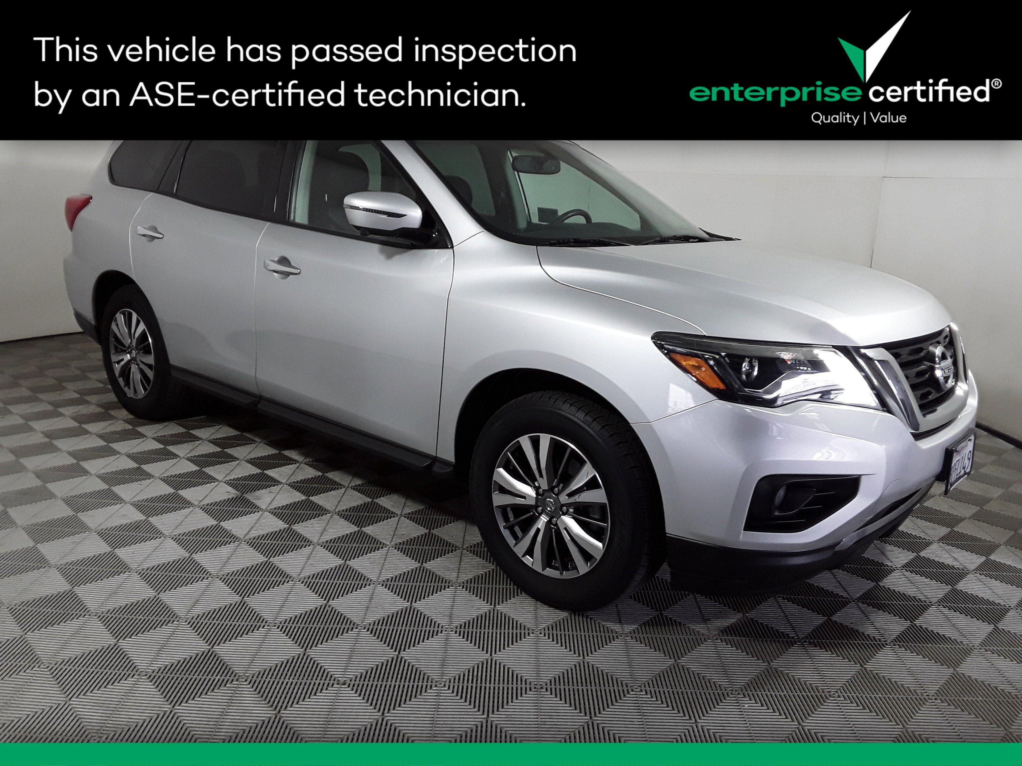 2020 Nissan Pathfinder FWD SL