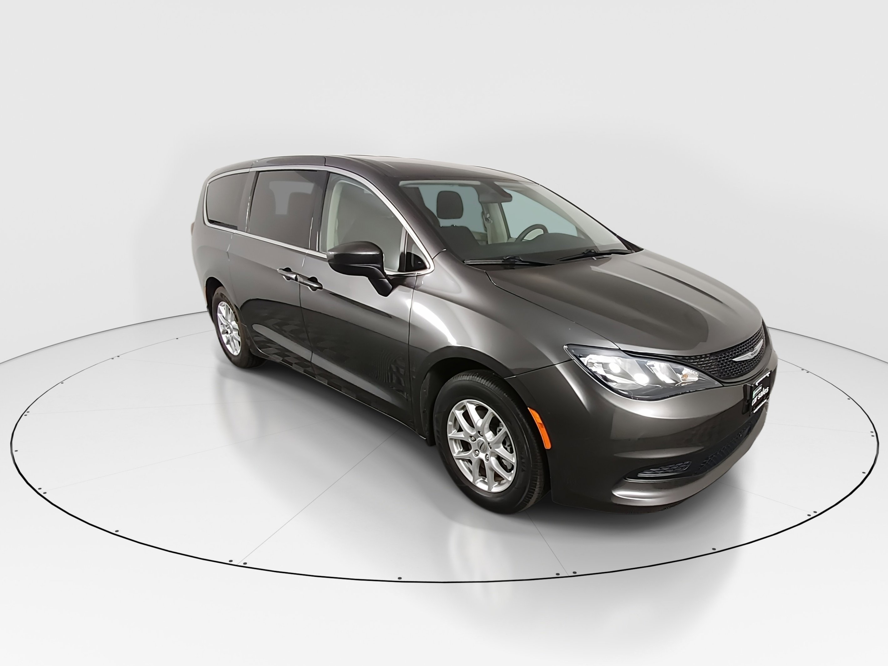 Used 2022 Chrysler Voyager LX FWD