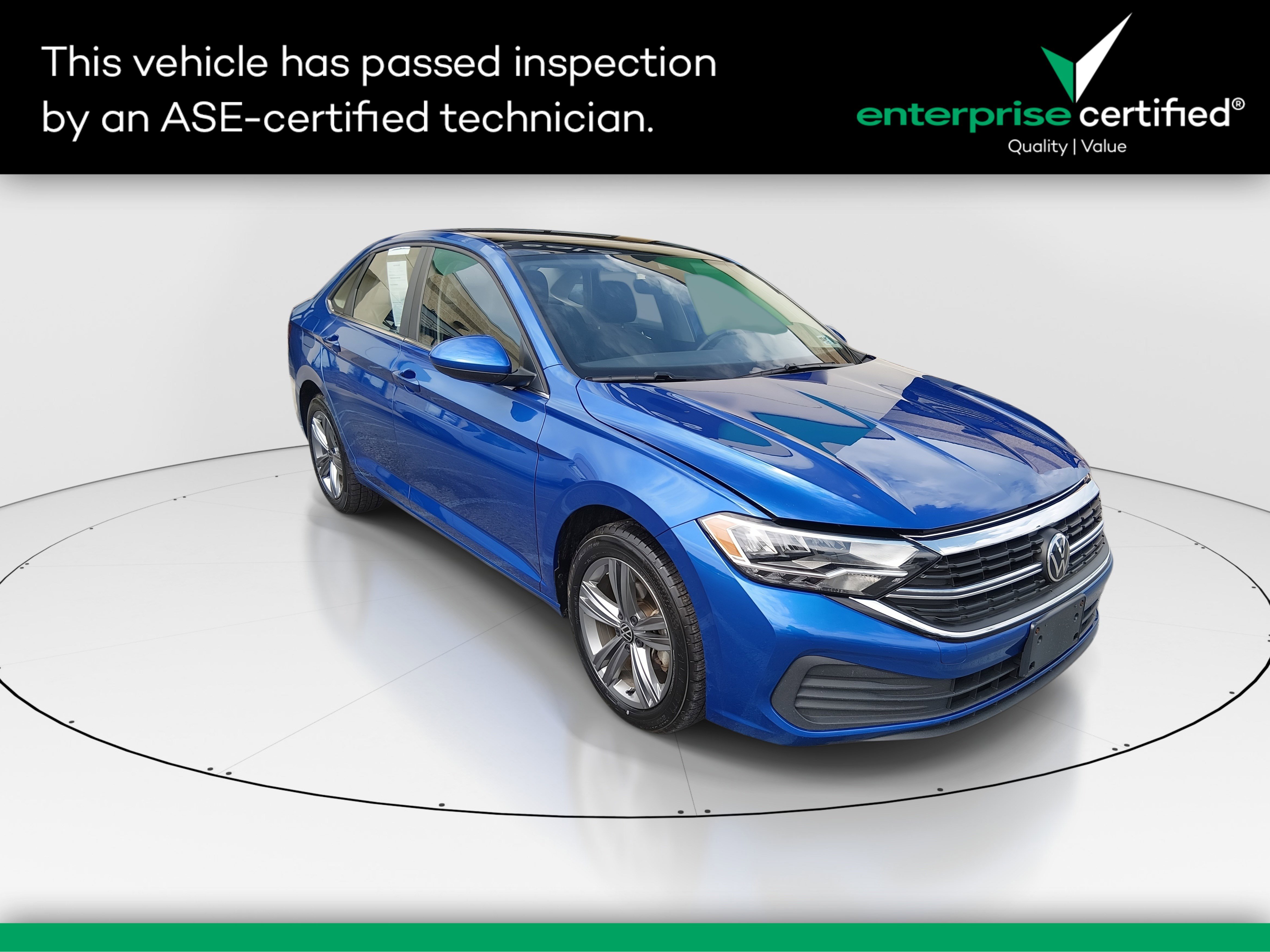 Used 2024 Volkswagen Jetta SE Auto