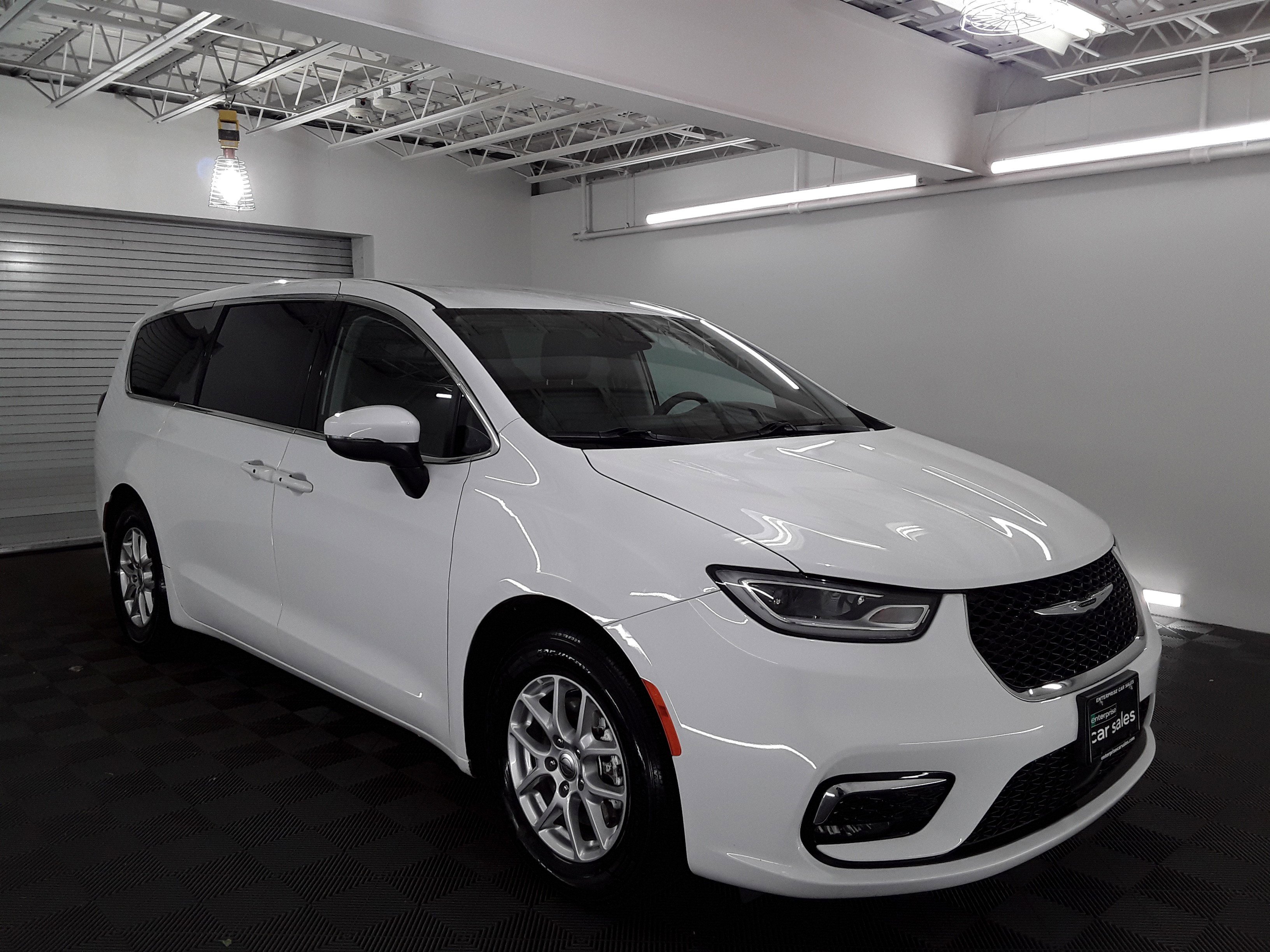 2023 Chrysler Pacifica Touring L FWD