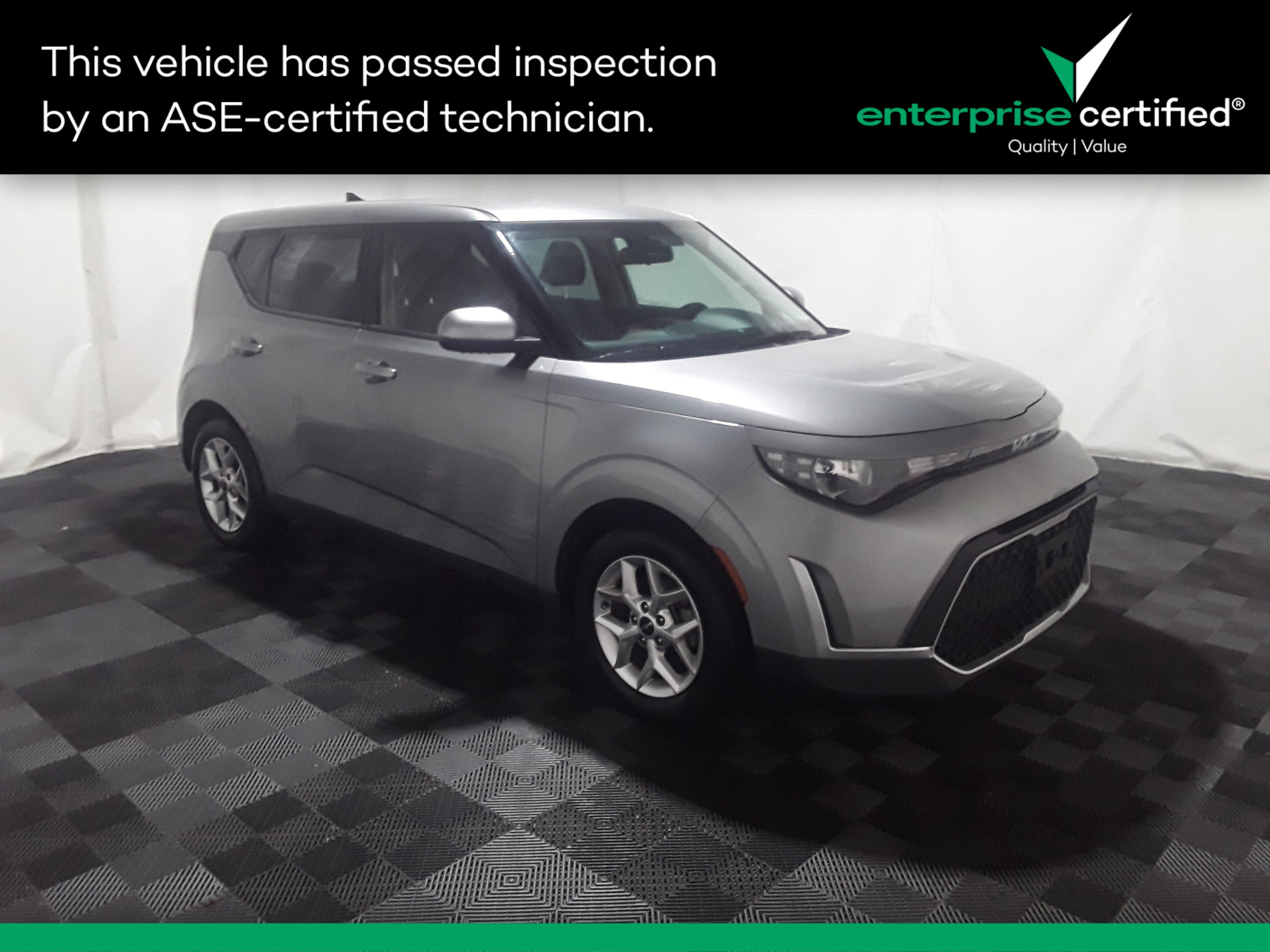 Used 2023 Kia Soul LX IVT