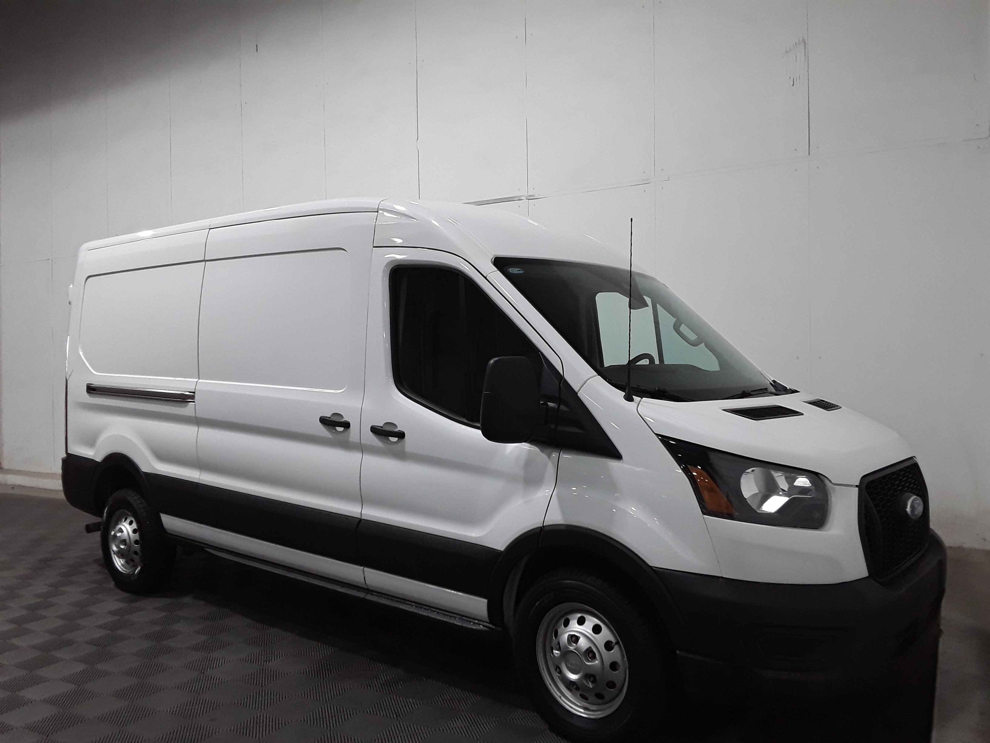 2023 Ford Transit Cargo Van T-250 148