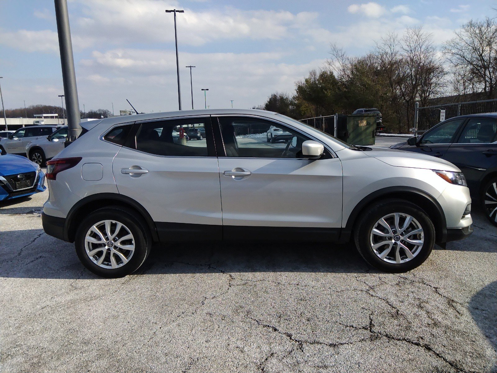 2022 Nissan Rogue Sport AWD S