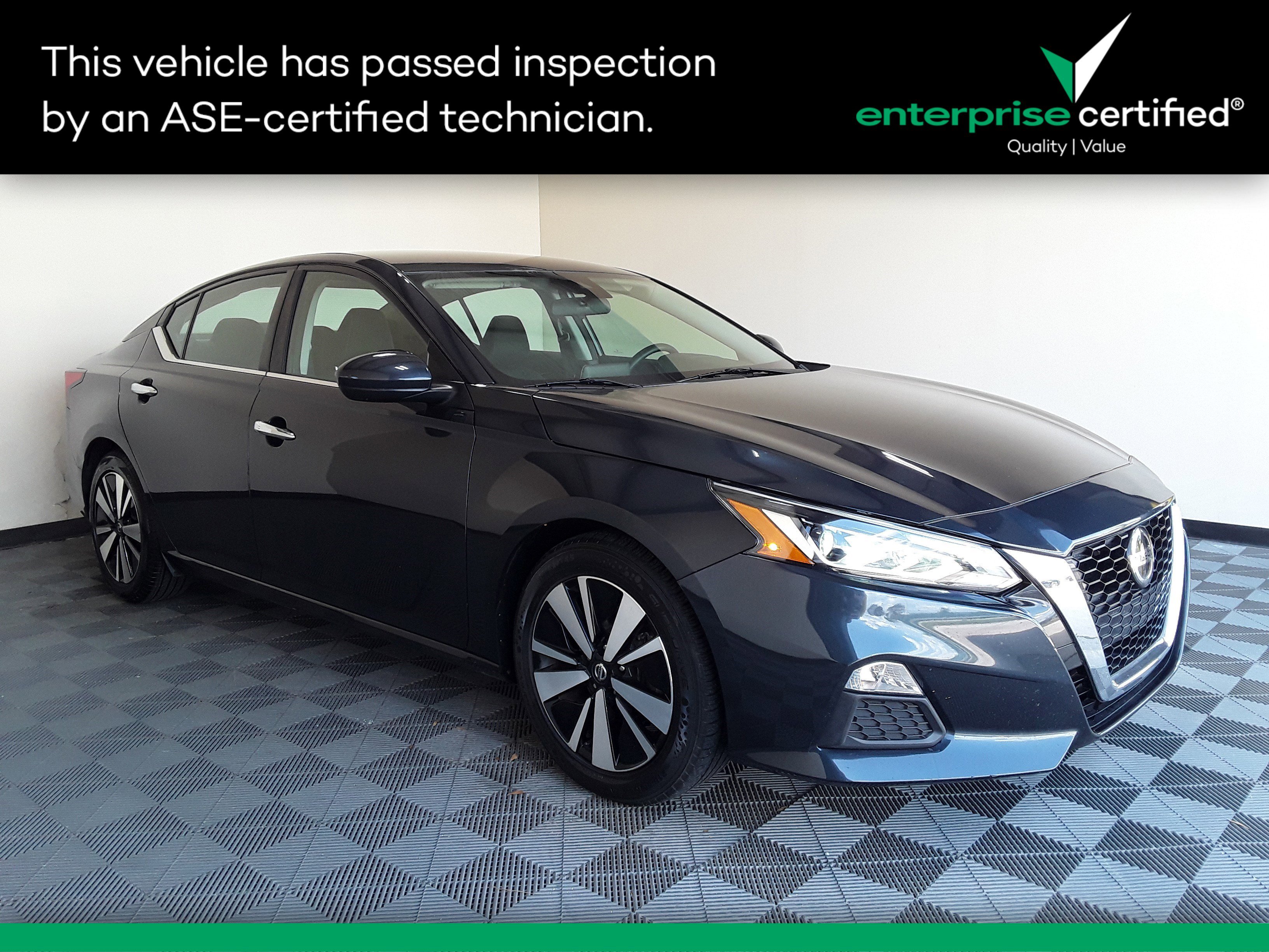 2022 Nissan Altima 2.5 SV Sedan