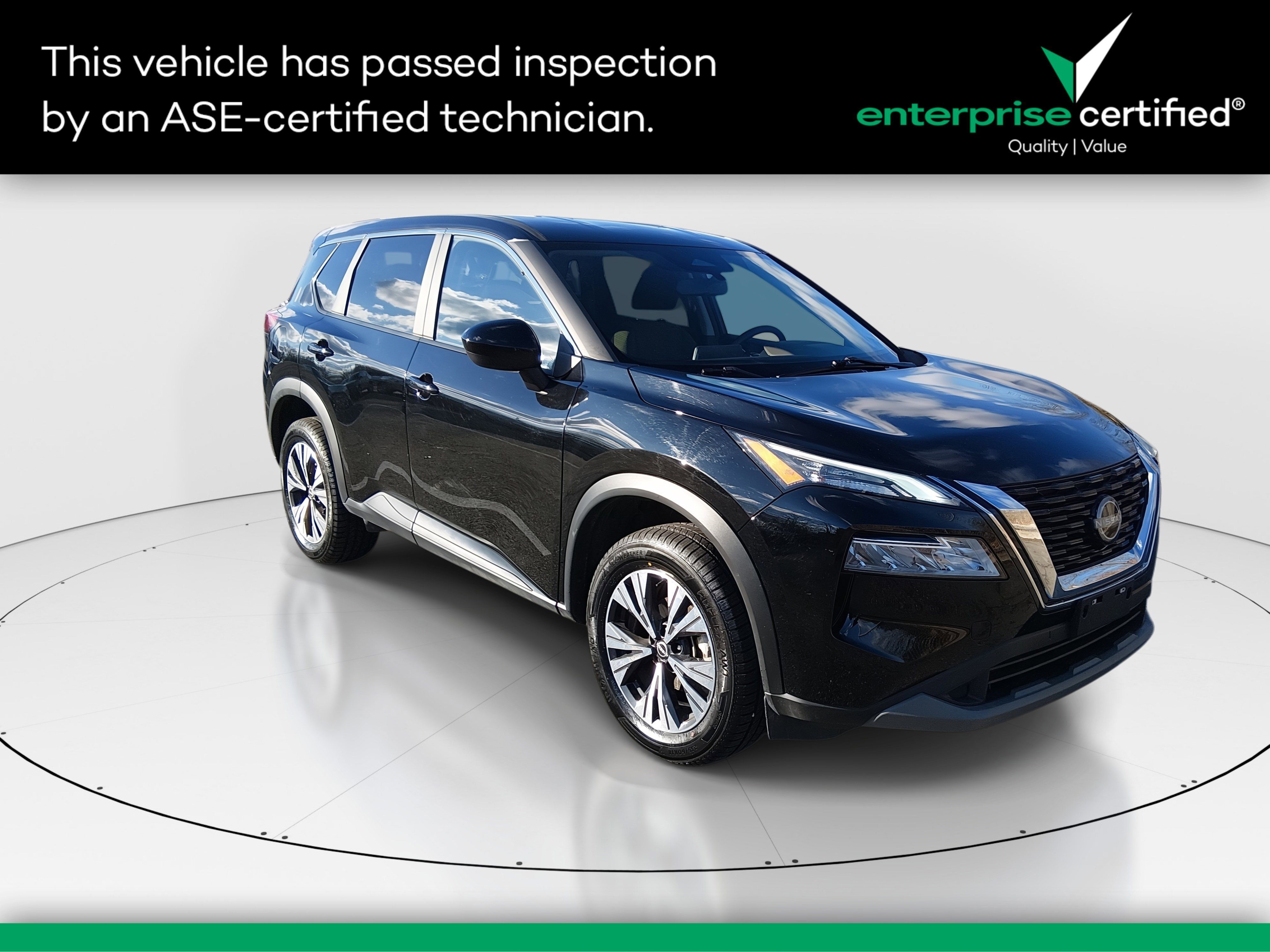 2023 Nissan Rogue SV's photo