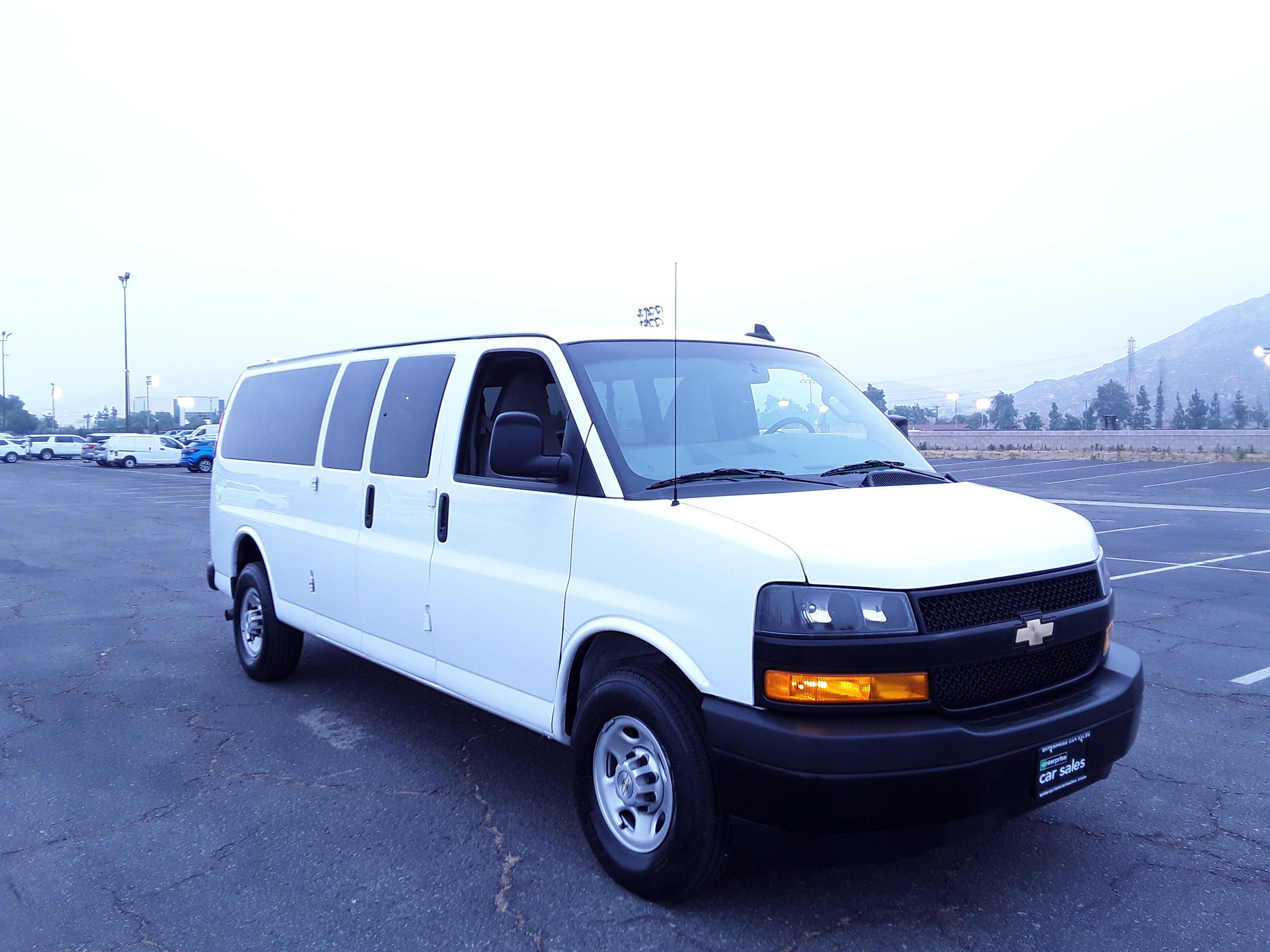 2023 Chevrolet Express Passenger RWD 3500 155