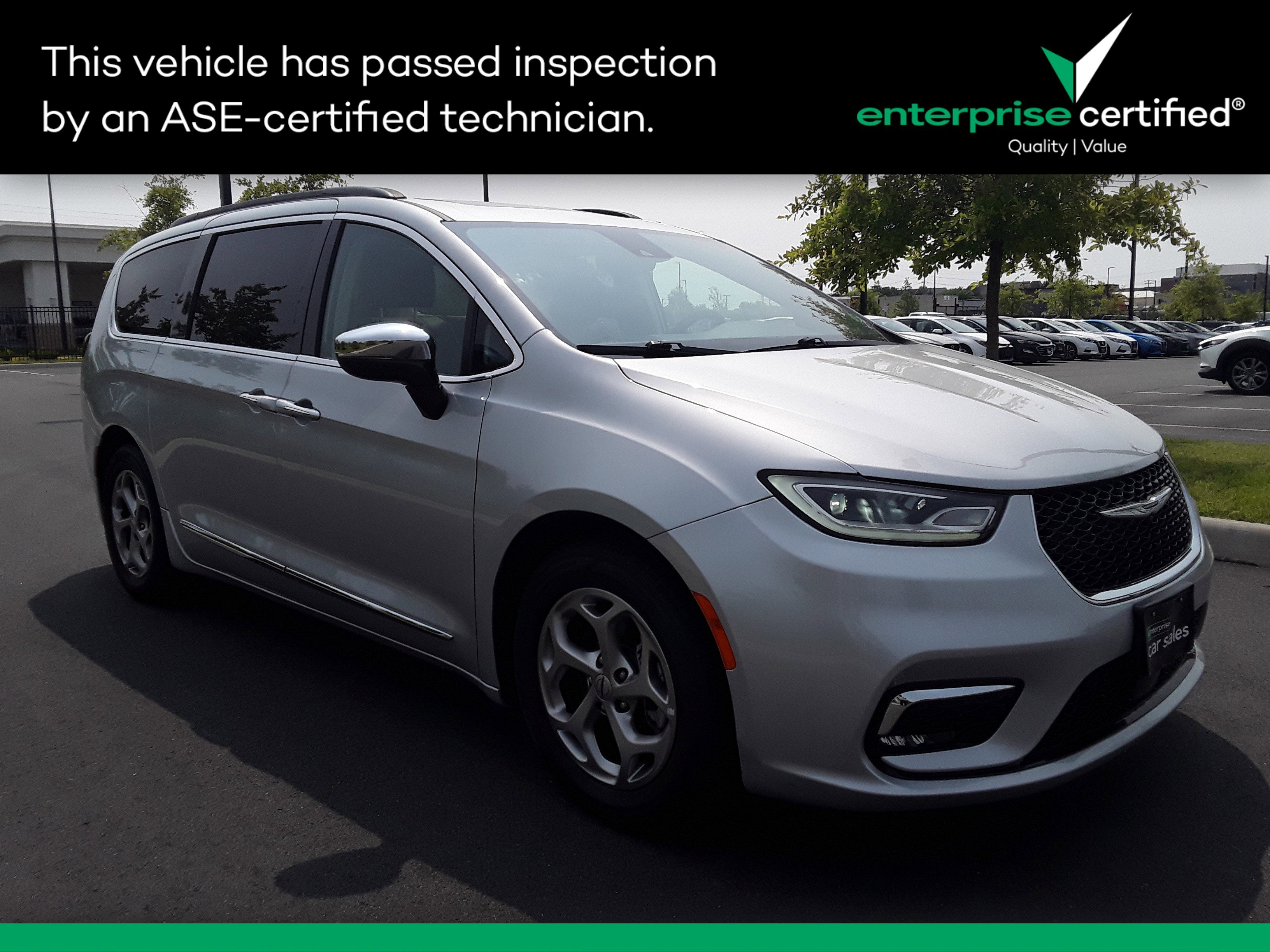 2023 Chrysler Pacifica Limited FWD