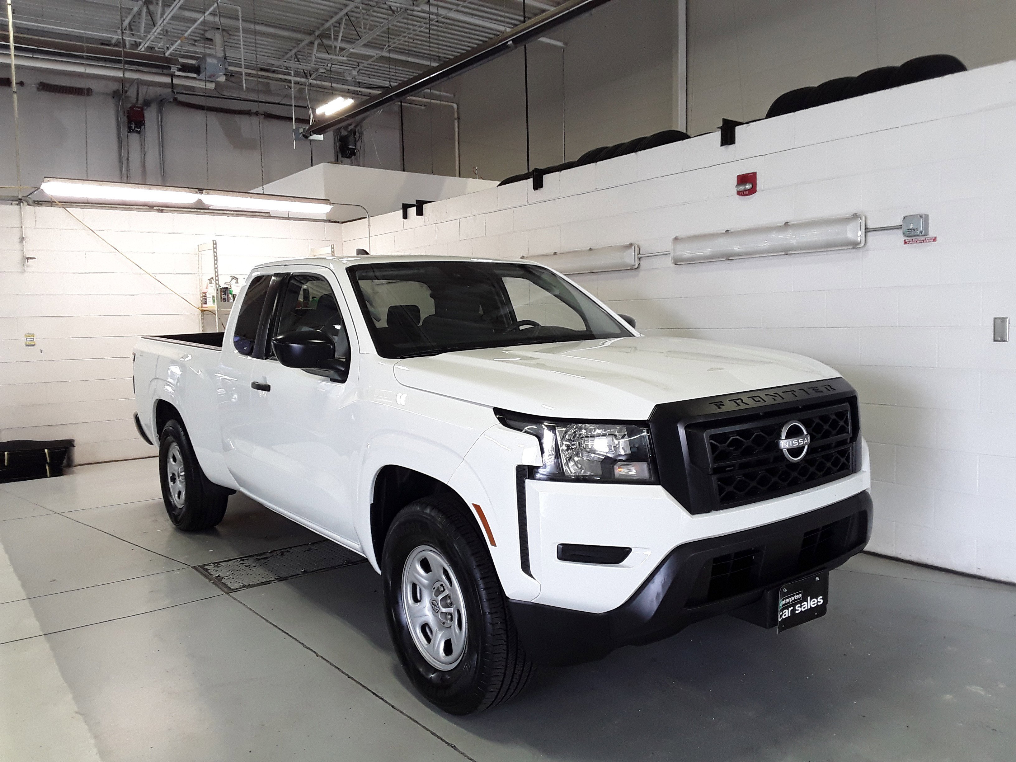 2024 Nissan Frontier King Cab 4x2 SV