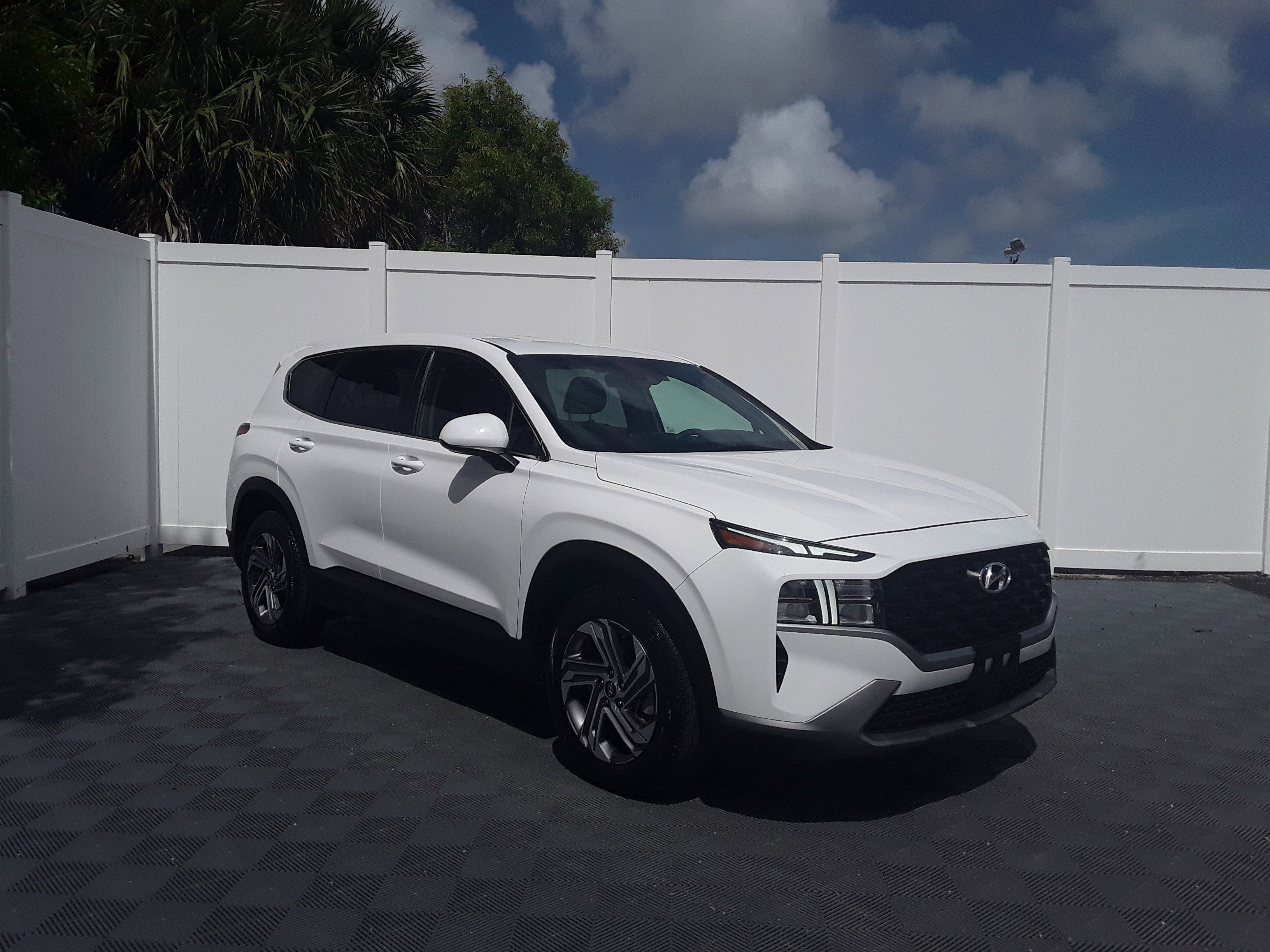 2023 Hyundai Santa Fe SE FWD