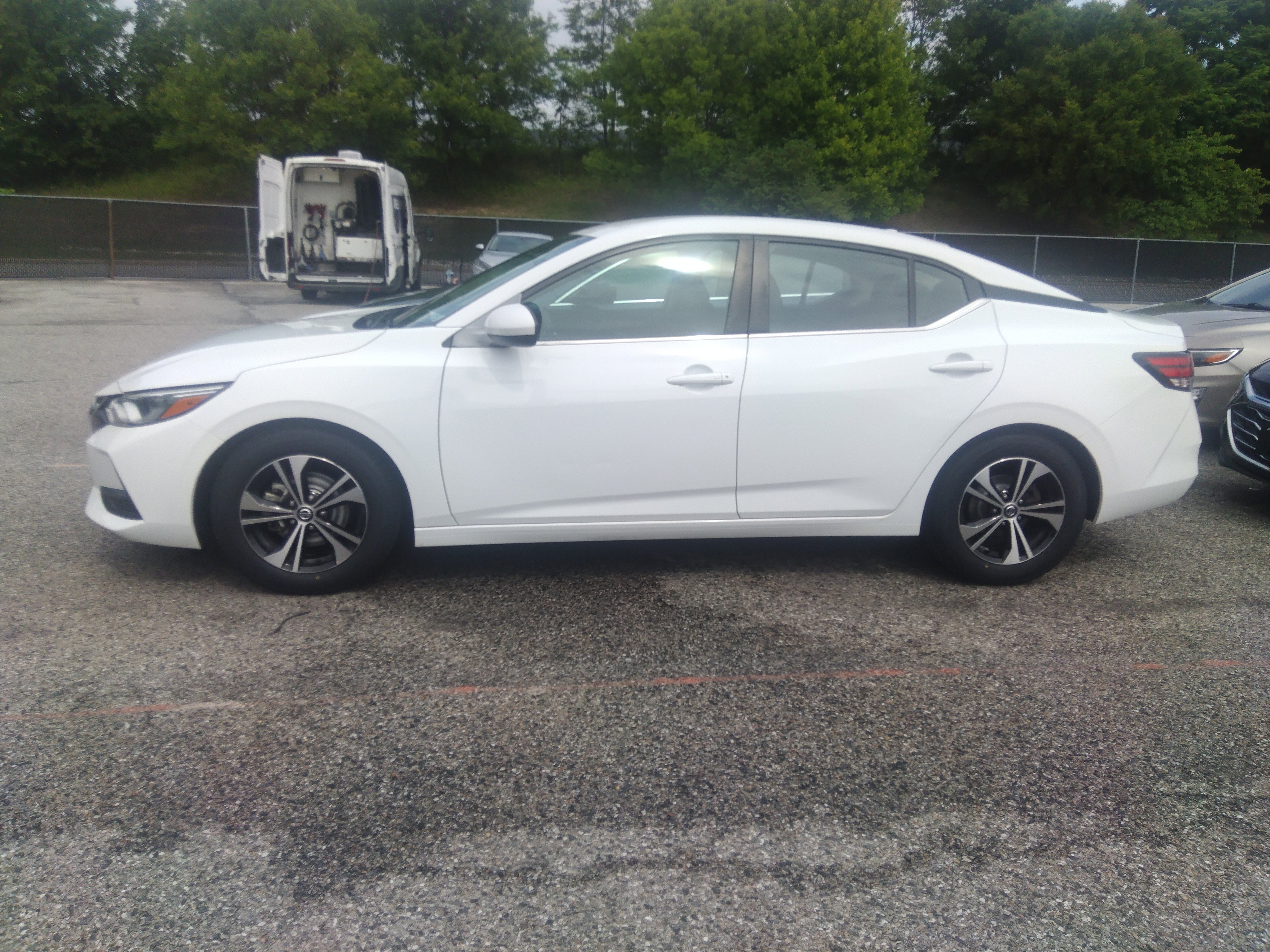 2021 Nissan Sentra SV CVT