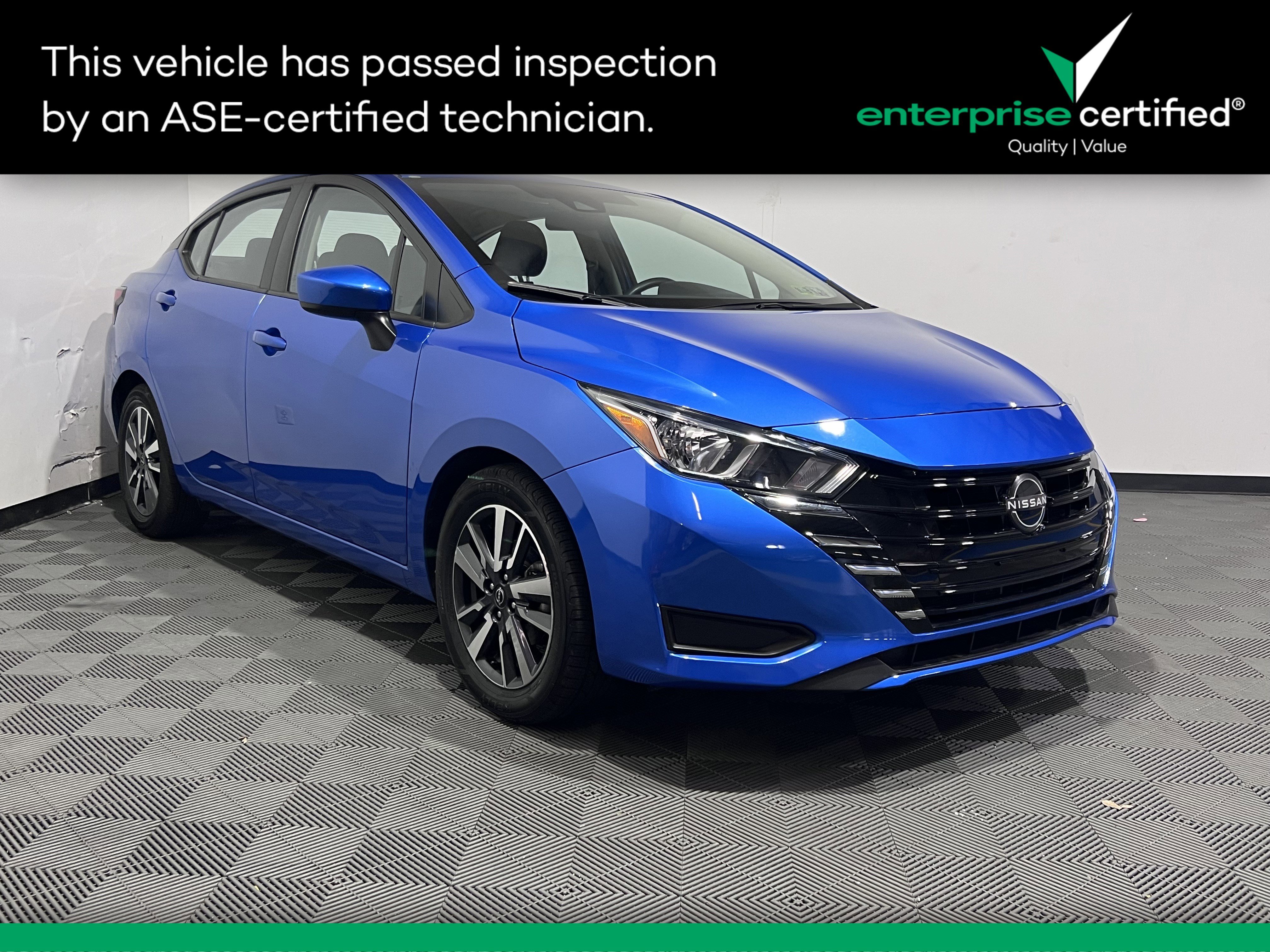 Used 2023 Nissan Versa SV CVT