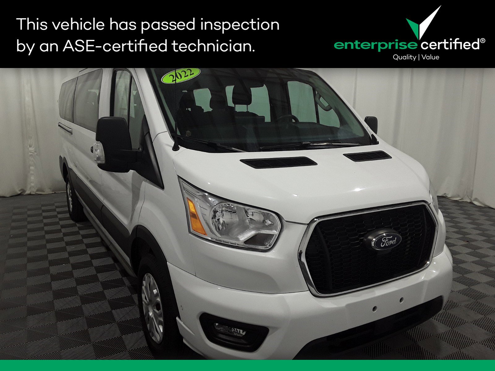 2022 Ford Transit Passenger Wagon T-350 148