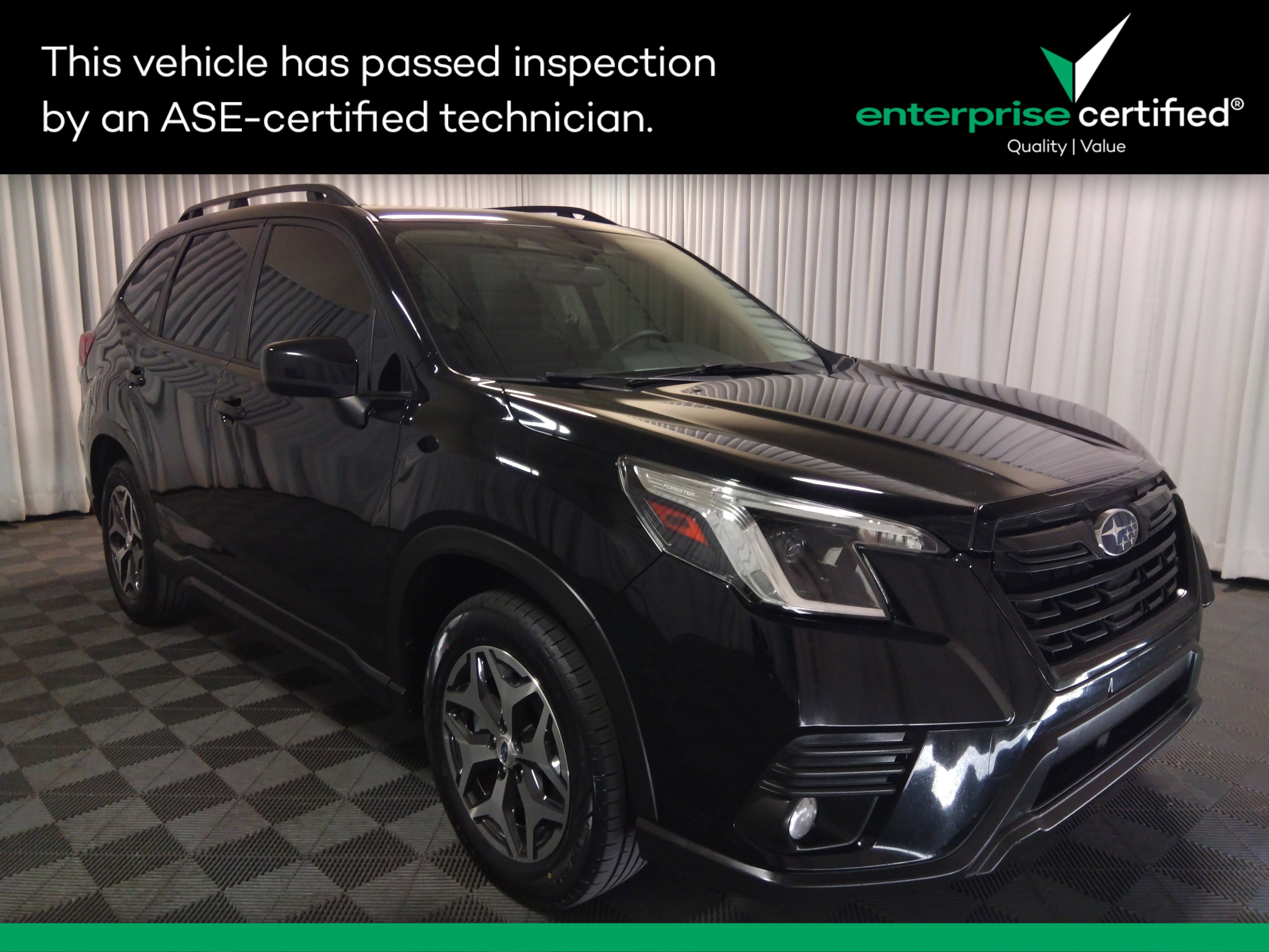 2023 Subaru Forester Premium's photo