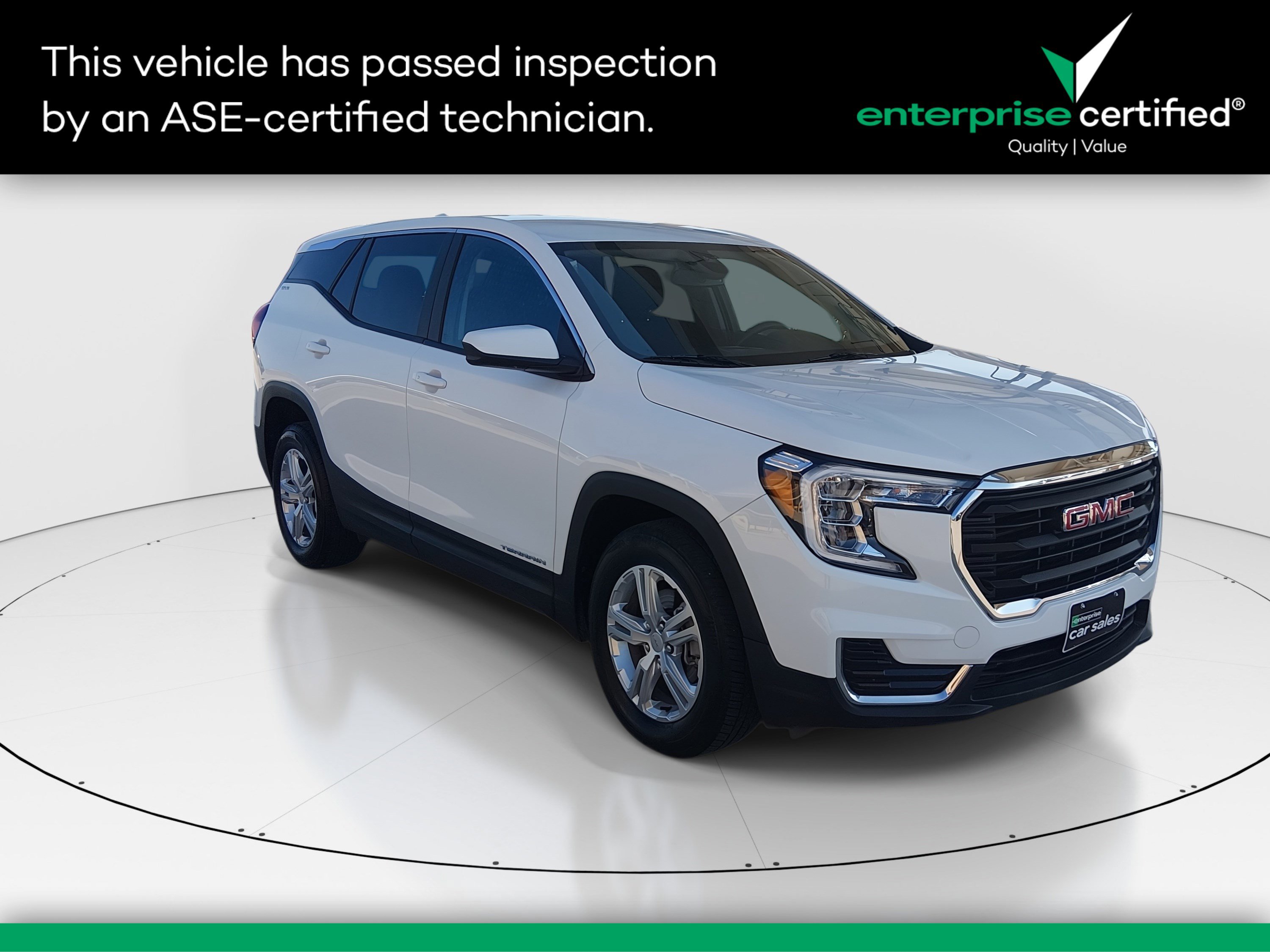 2024 GMC Terrain SLE's photo
