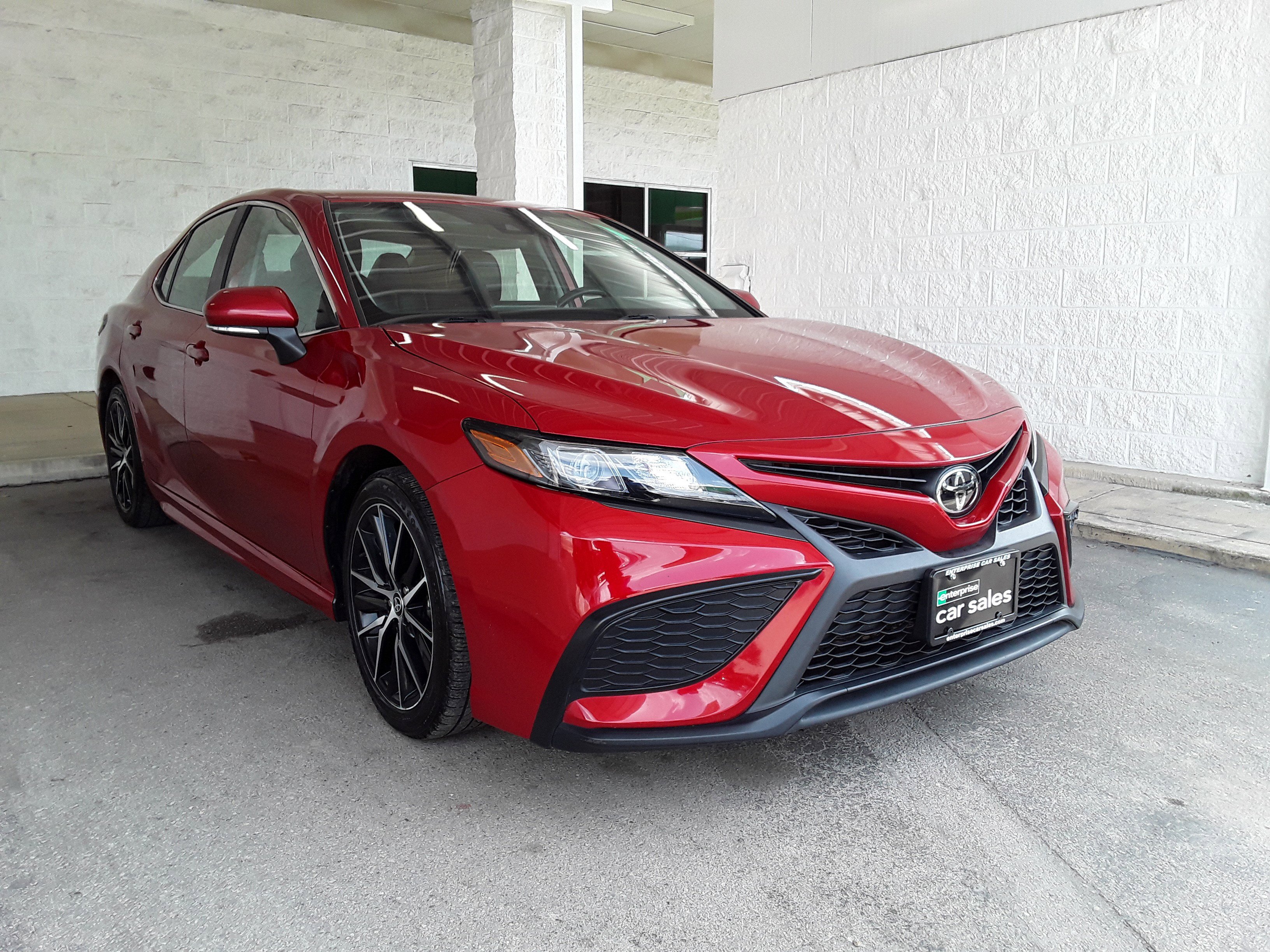 2023 Toyota Camry SE Auto