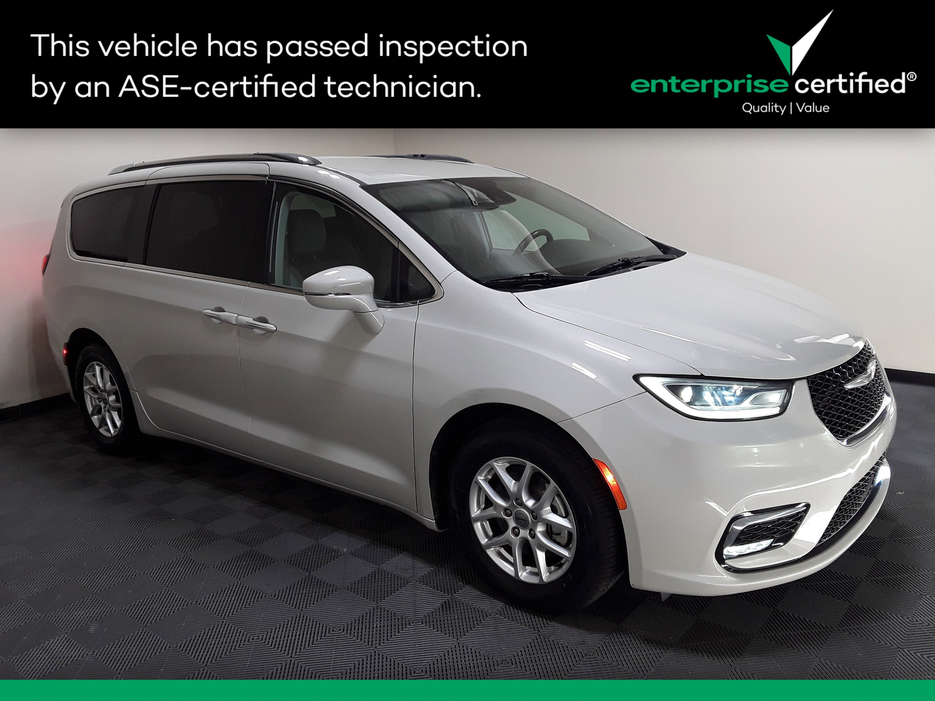 Used 2021 Chrysler Pacifica Touring L FWD