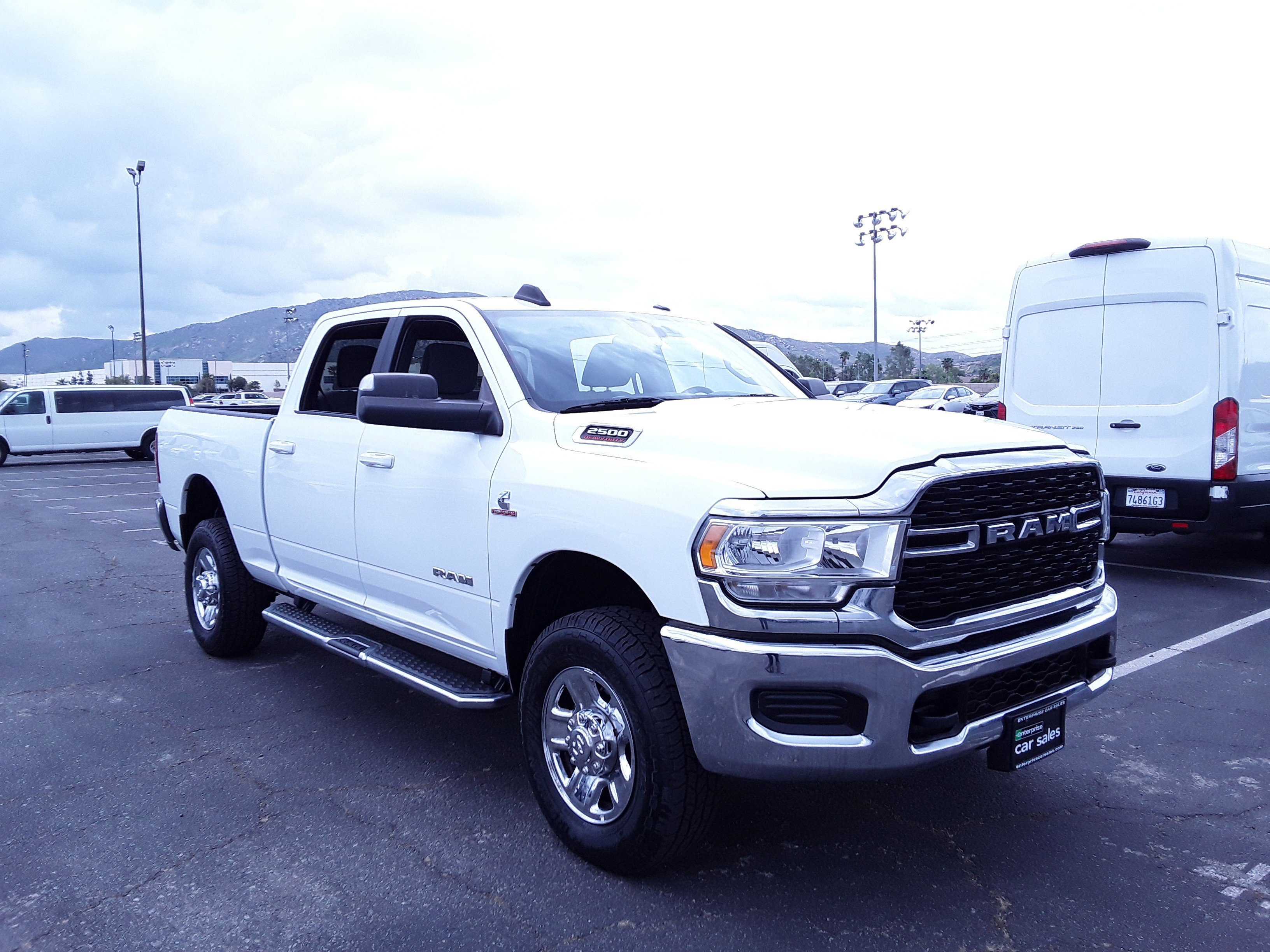 2022 Ram 2500 Big Horn 4x4 Crew Cab 6'4