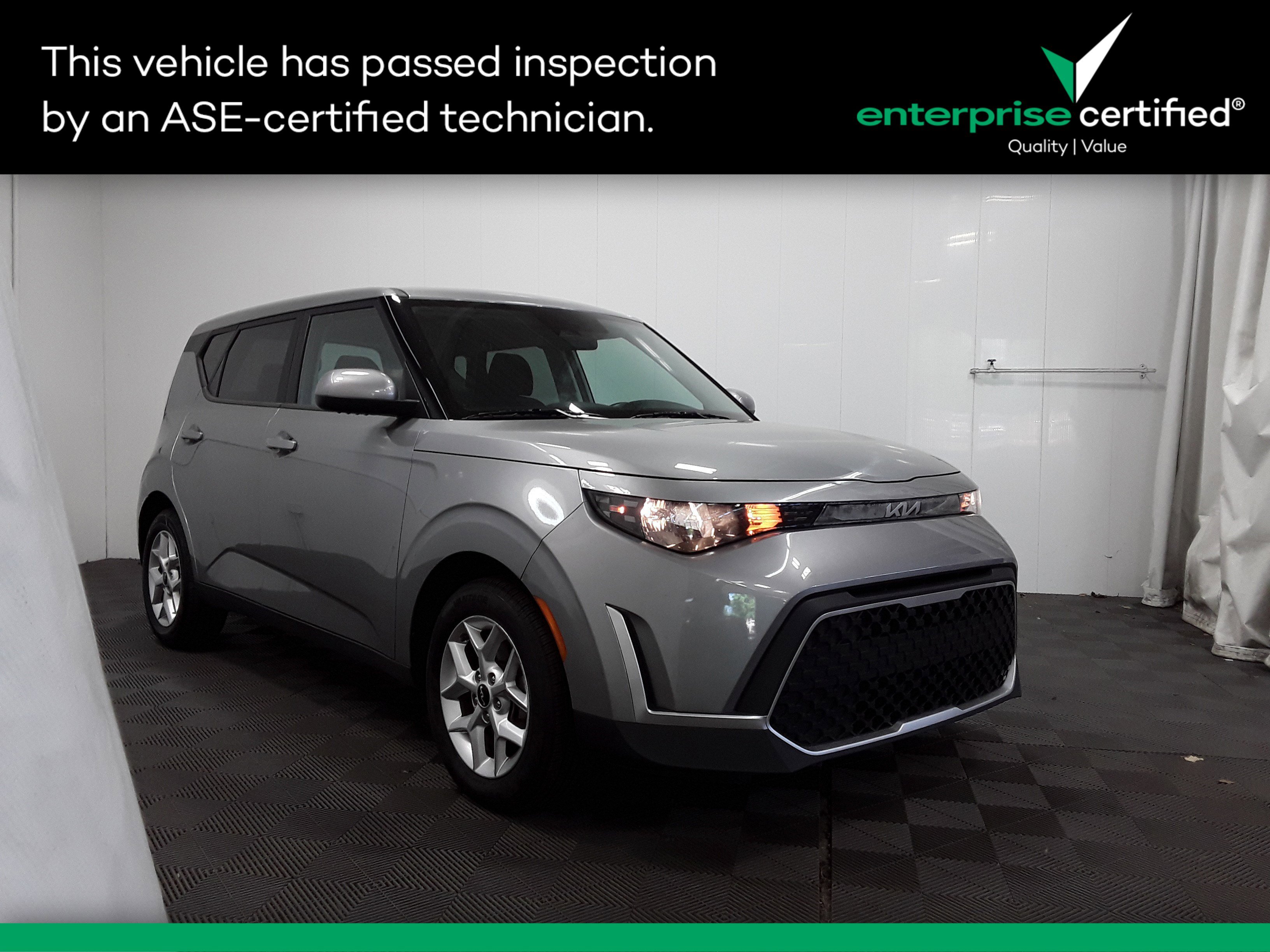 Used 2023 Kia Soul LX IVT