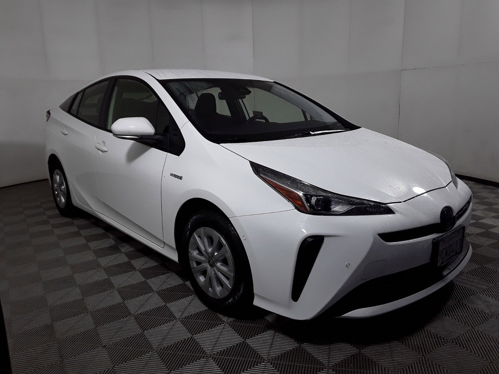 2022 Toyota Prius LE