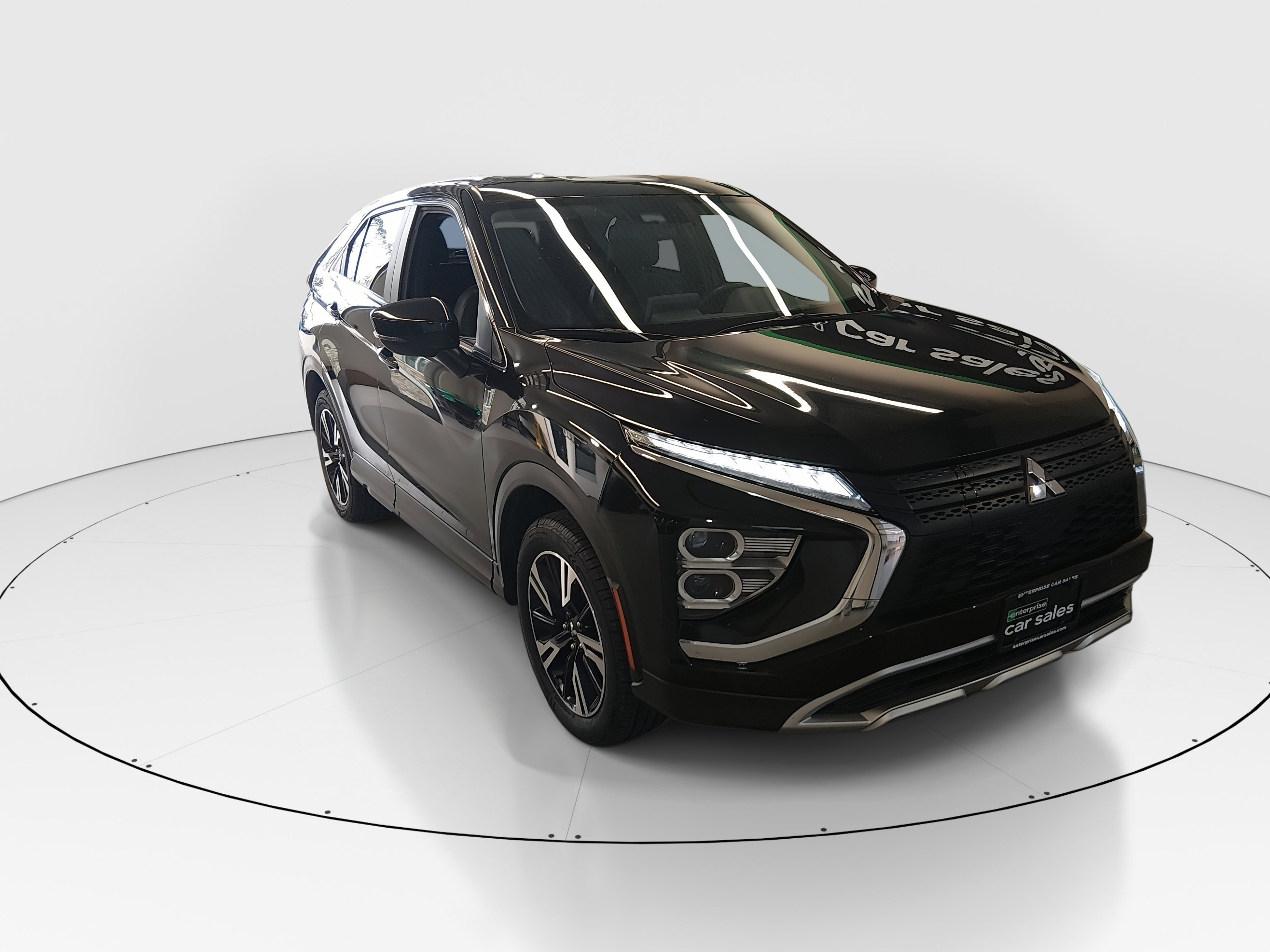 2024 Mitsubishi Eclipse Cross SE's photo