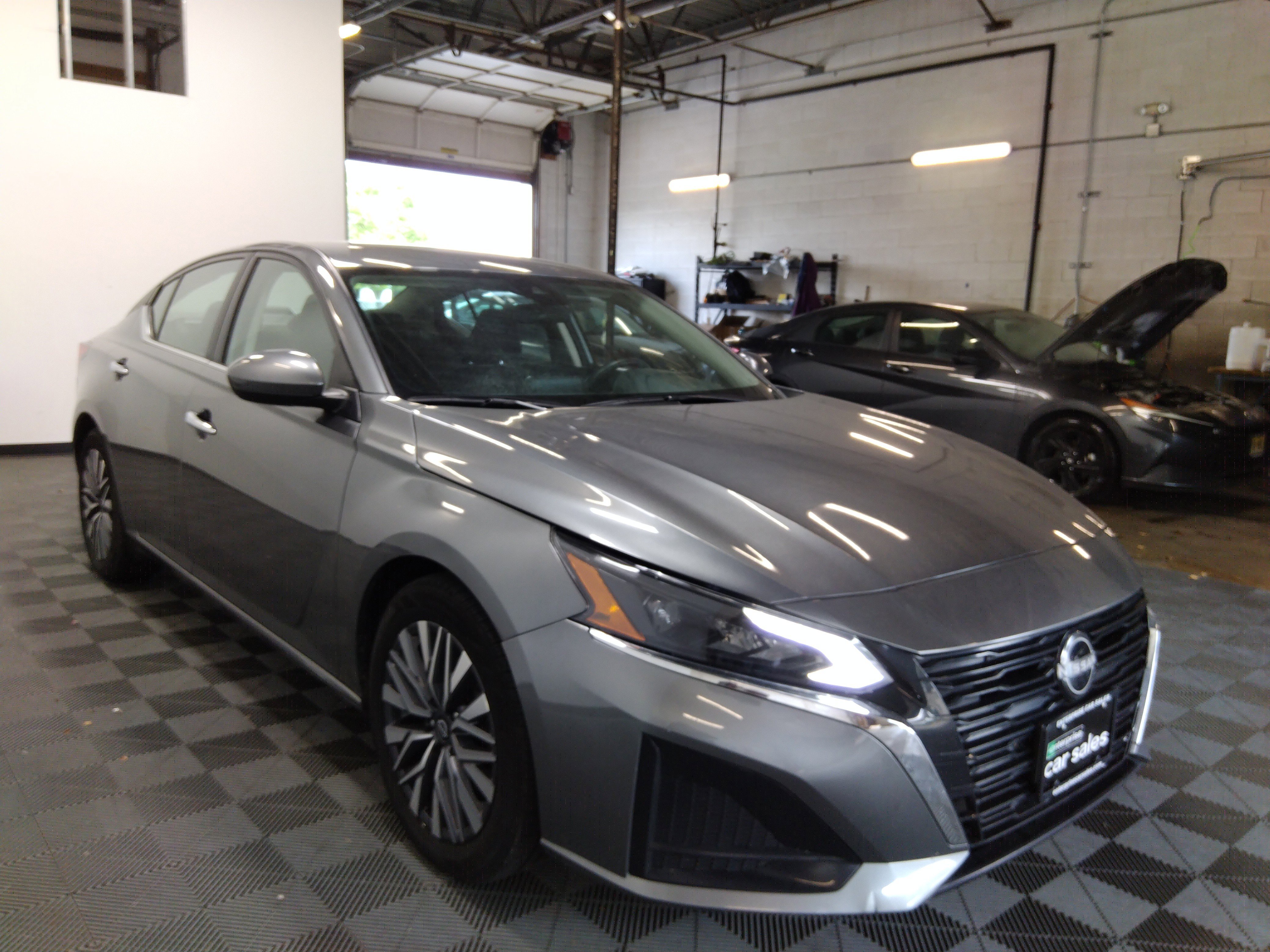 2023 Nissan Altima 2.5 SV Sedan