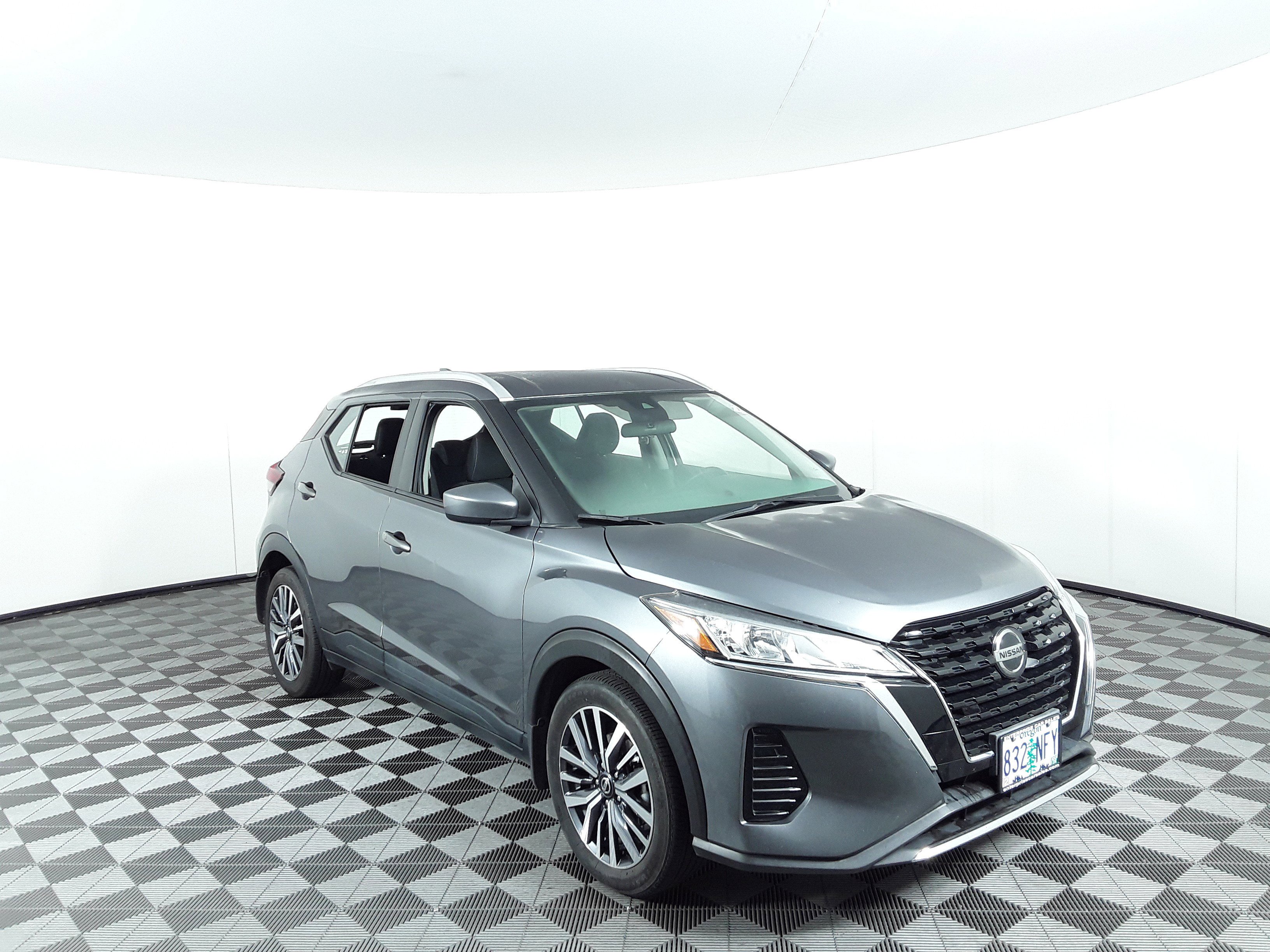 Used 2021 Nissan Kicks SV FWD