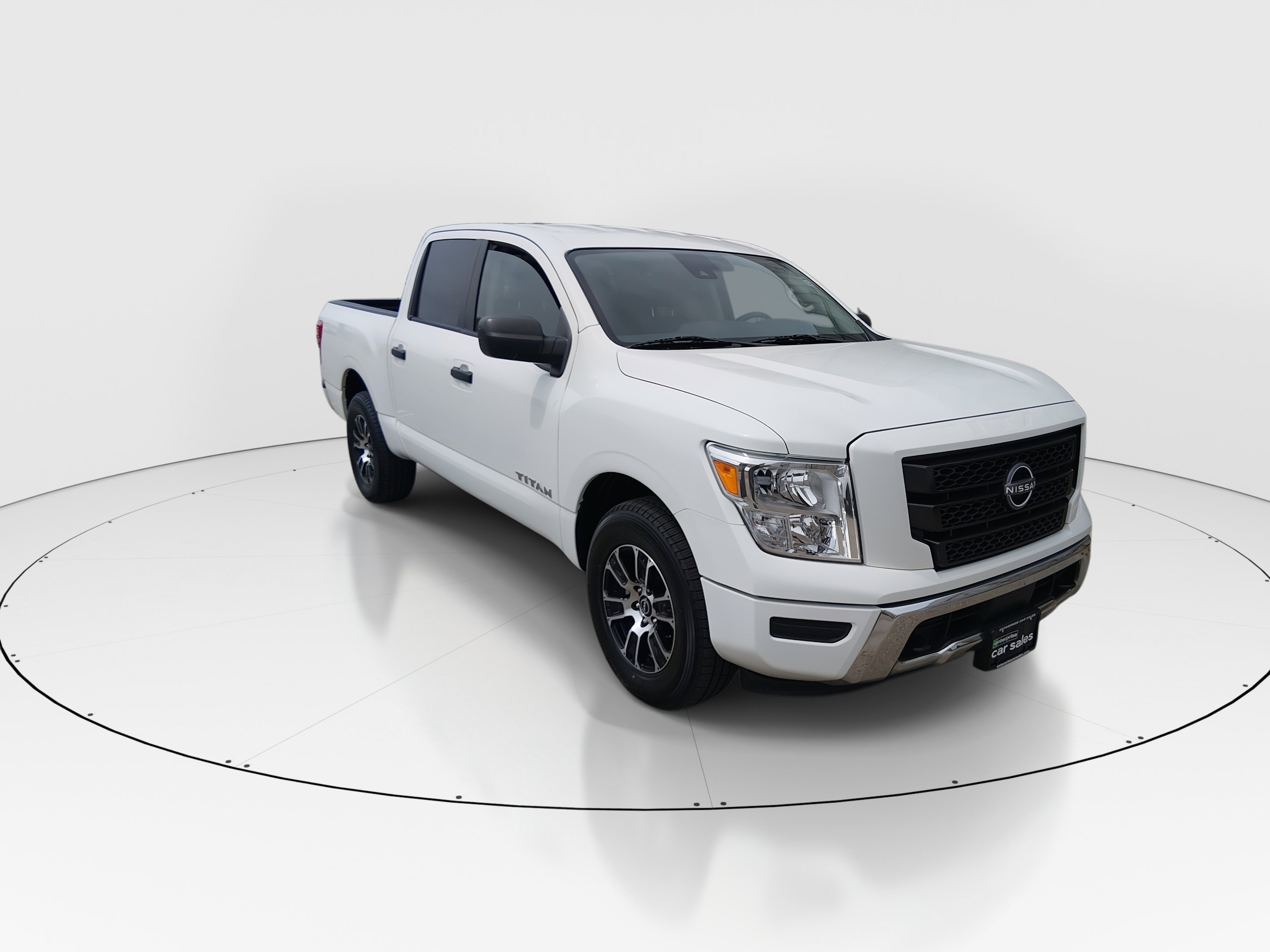 Used 2023 Nissan Titan 4x4 Crew Cab SV