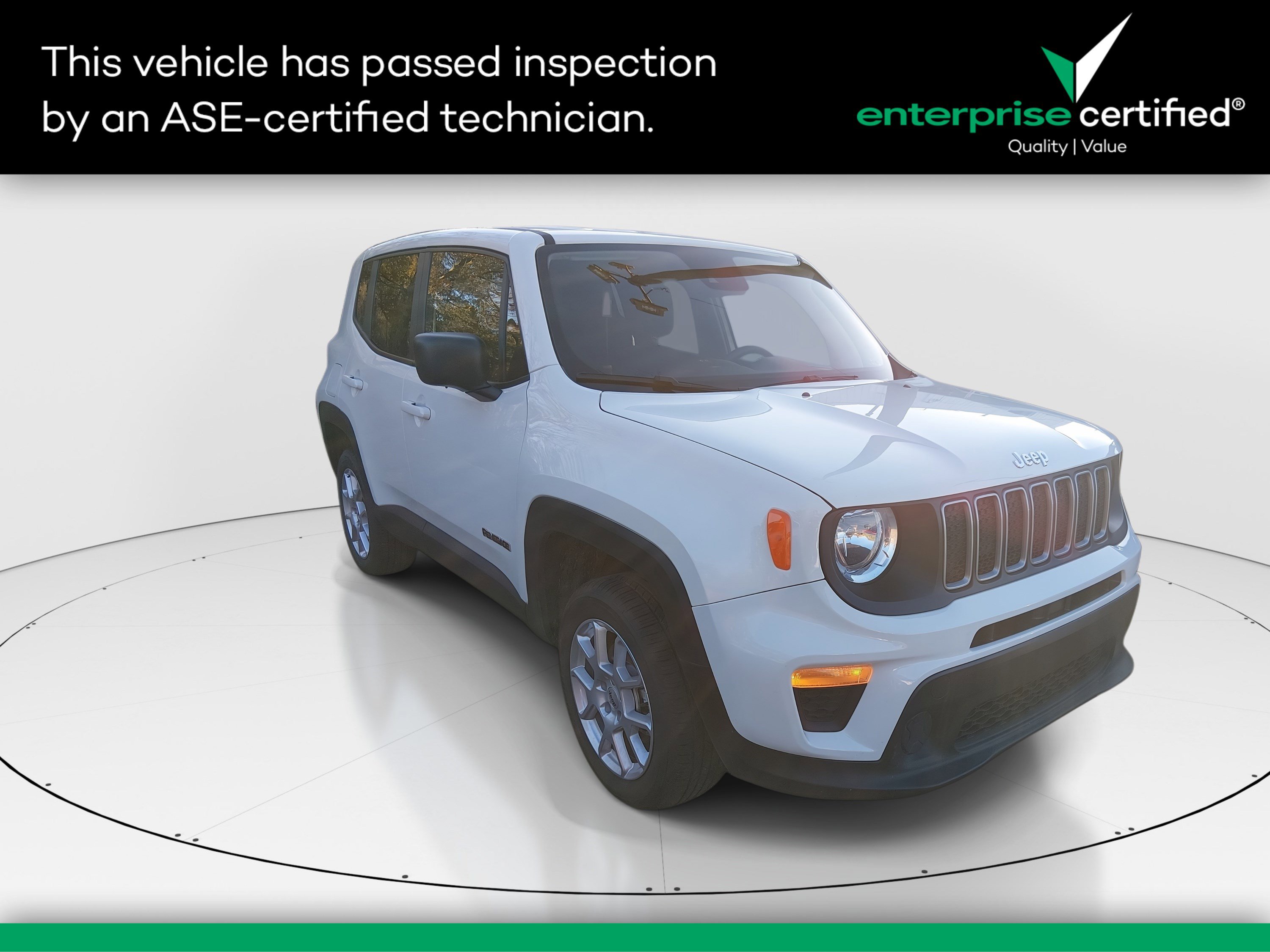 2023 Jeep Renegade Latitude's photo