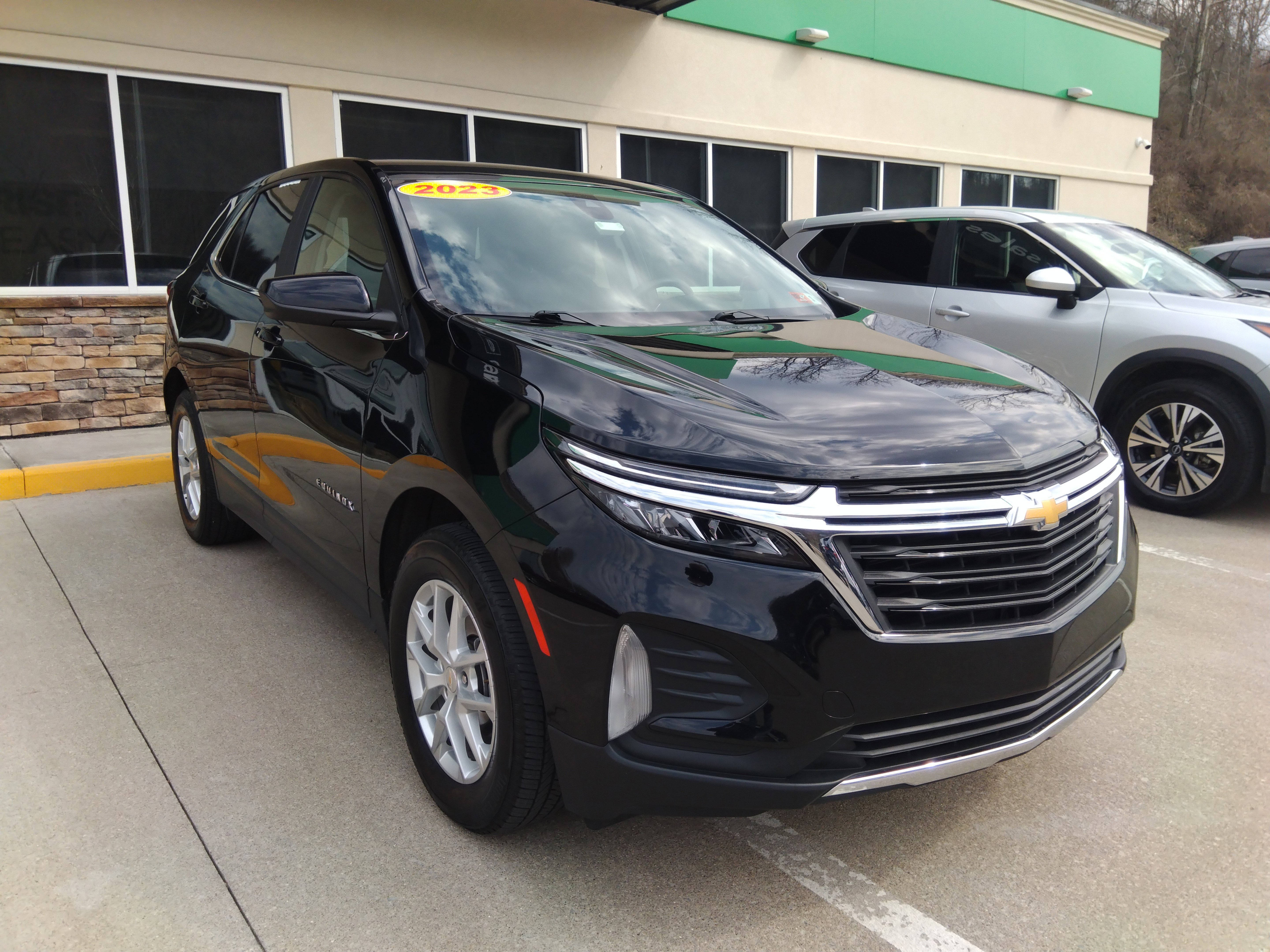 Used 2023 Chevrolet Equinox AWD 4dr LT w/1LT