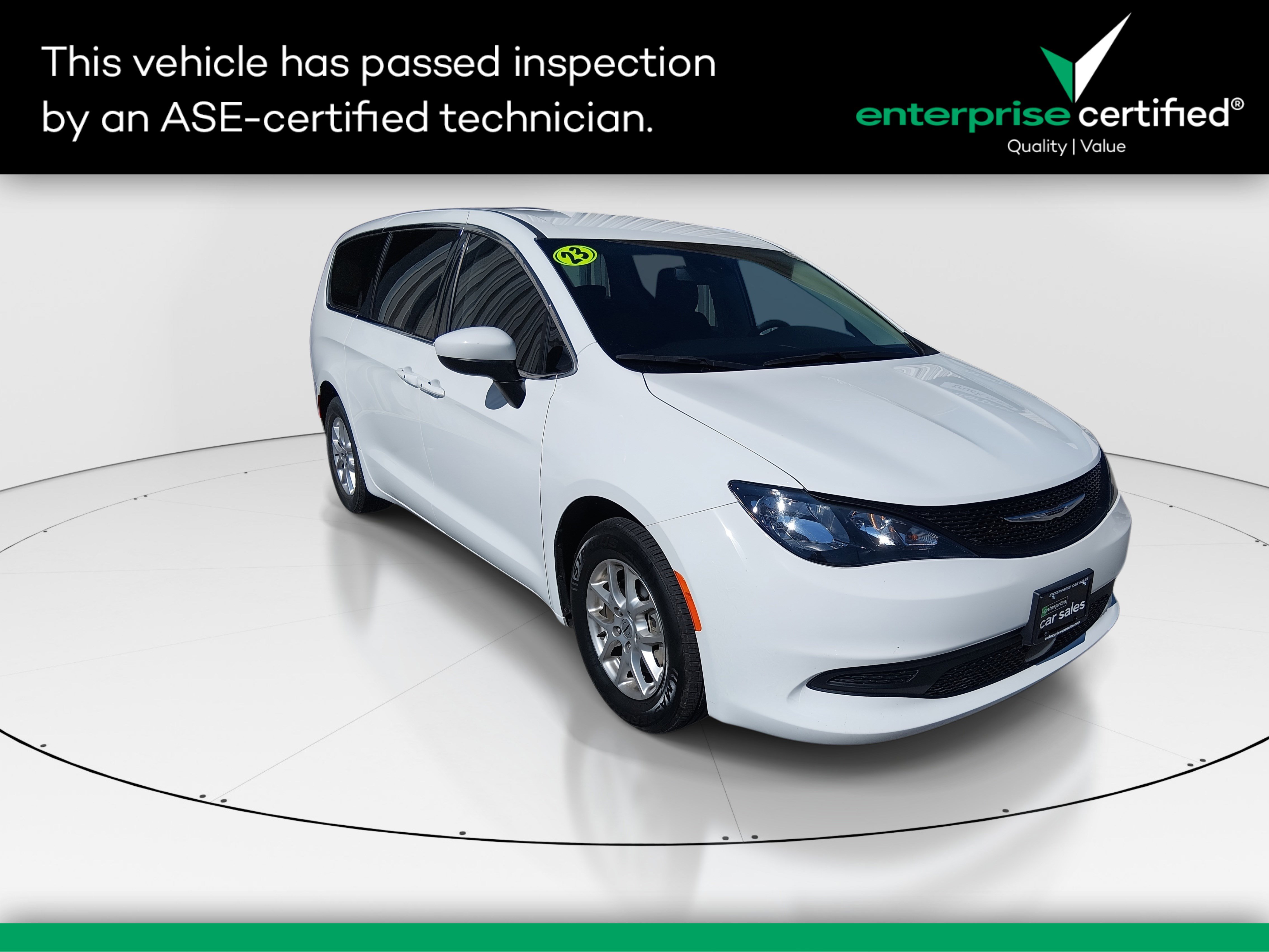 2023 Chrysler Voyager