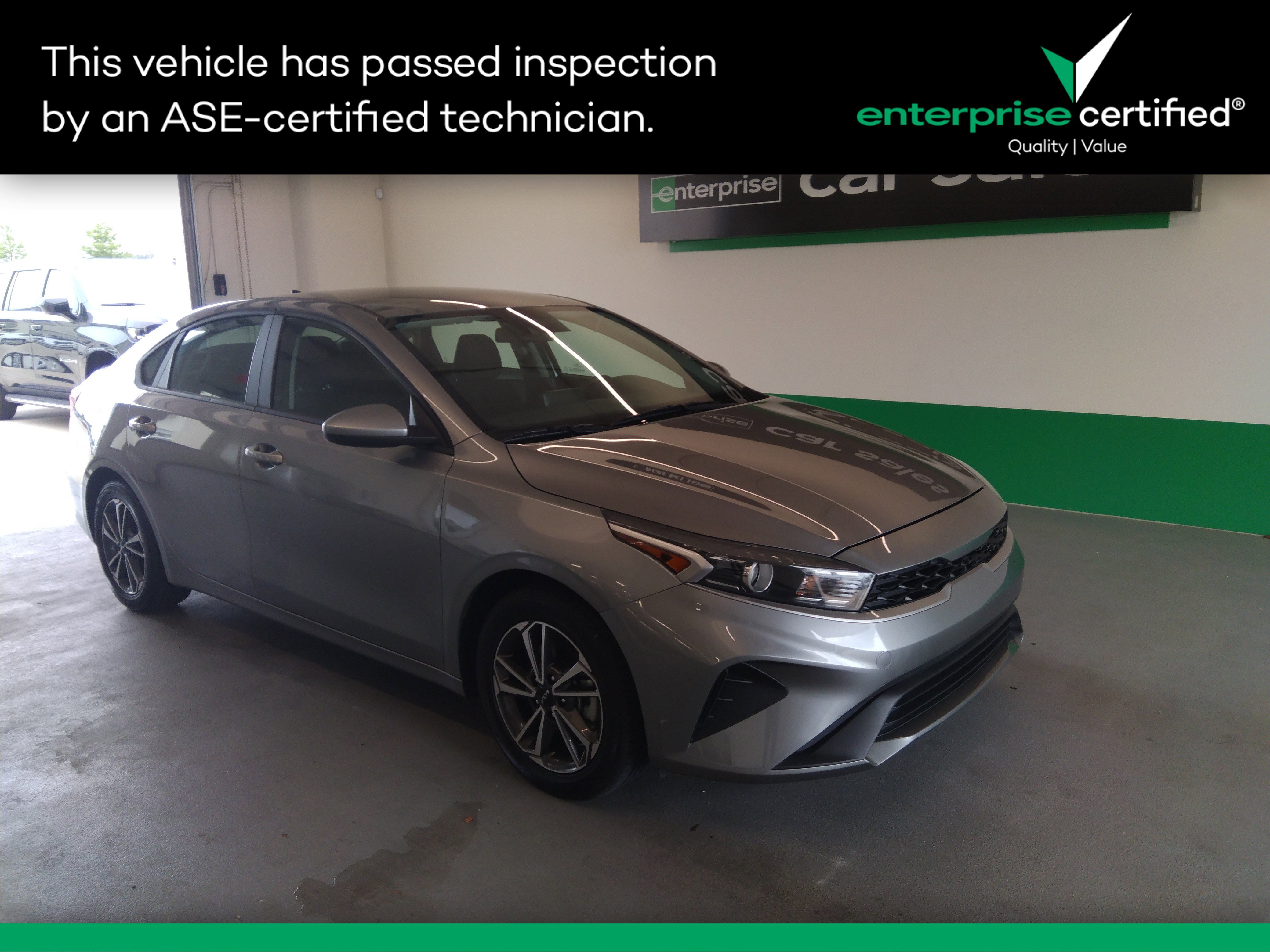 2023 Kia Forte LXS IVT
