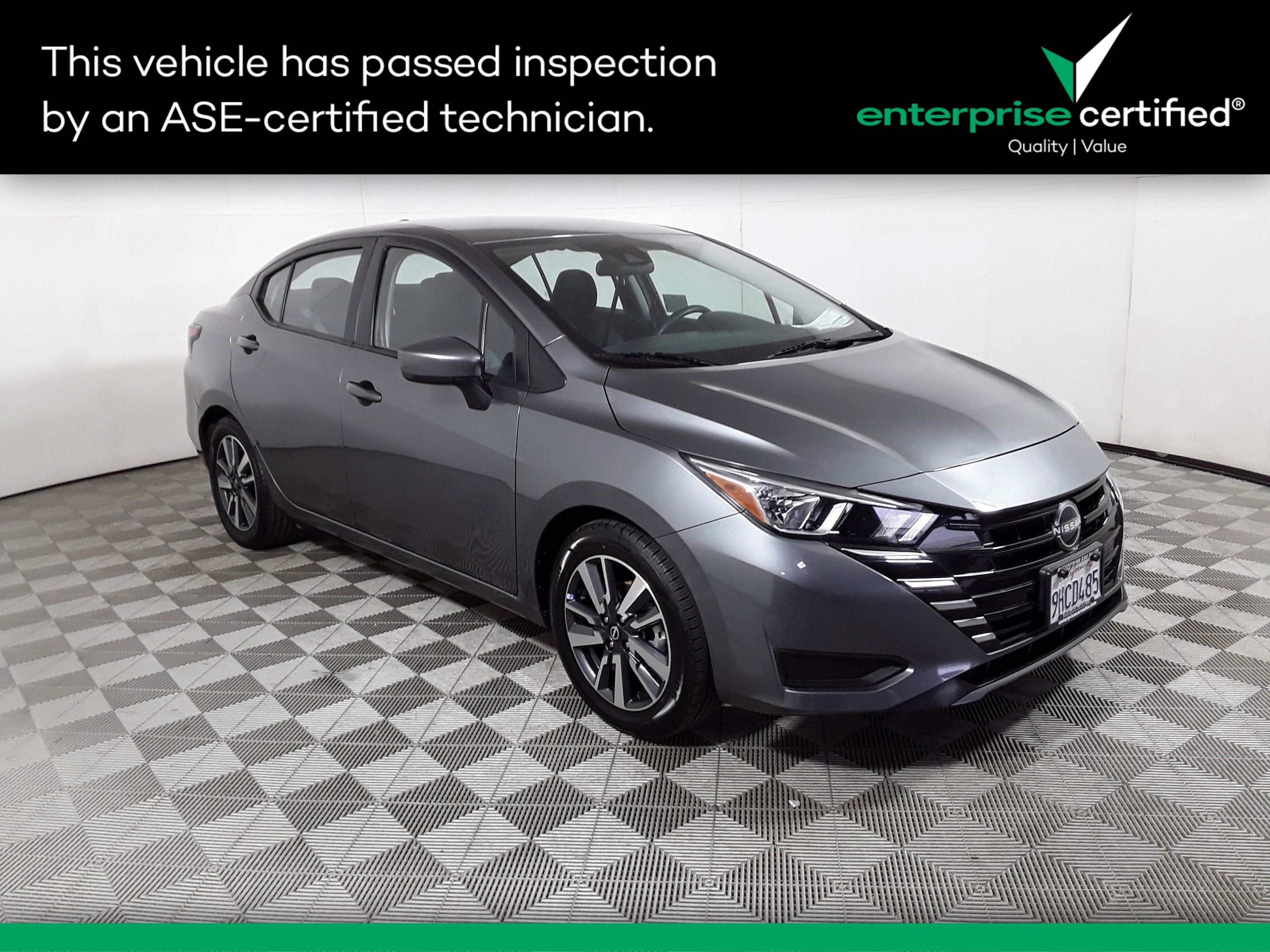 2023 Nissan Versa SV CVT