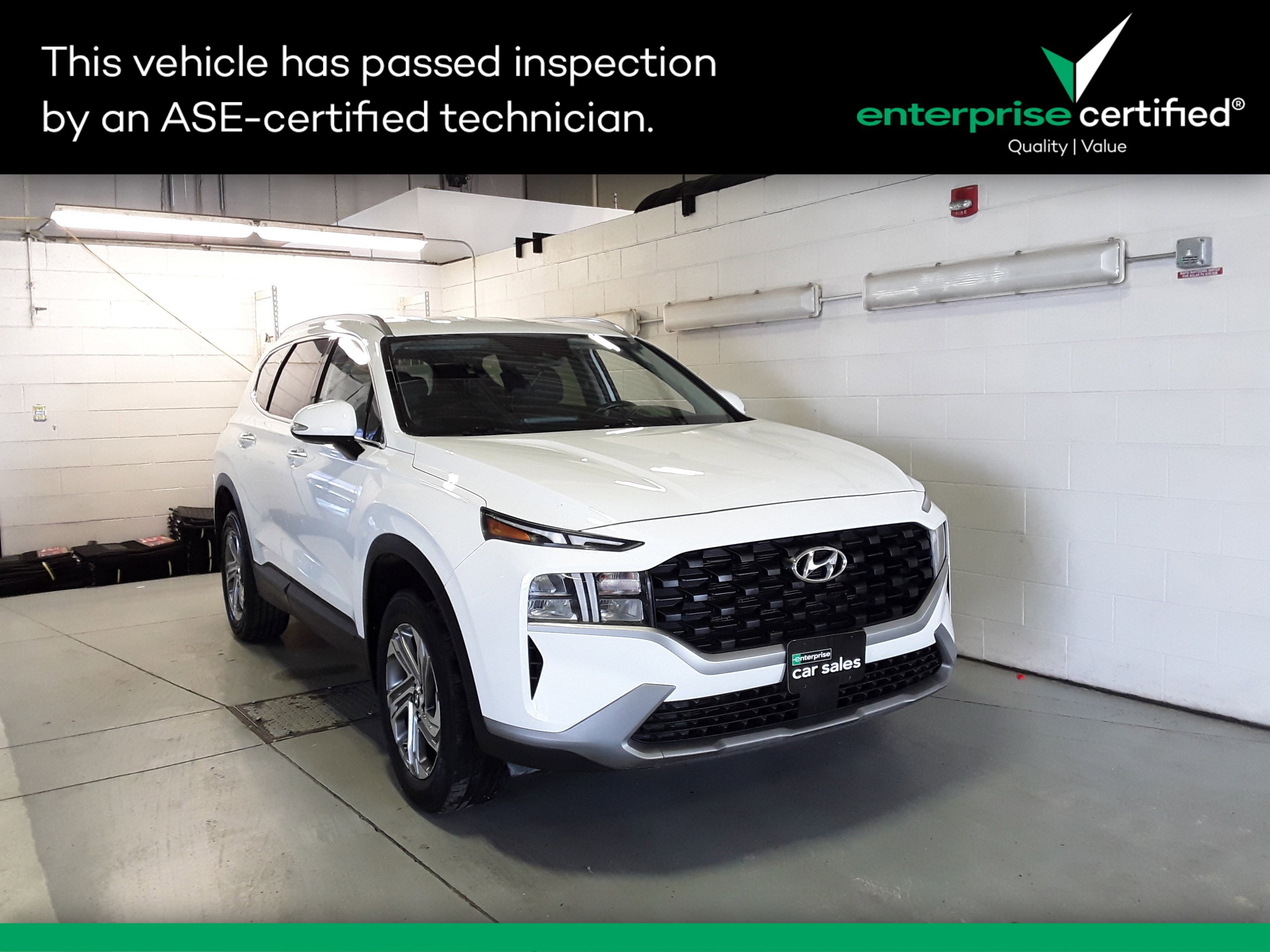 2023 Hyundai Santa Fe SEL's photo