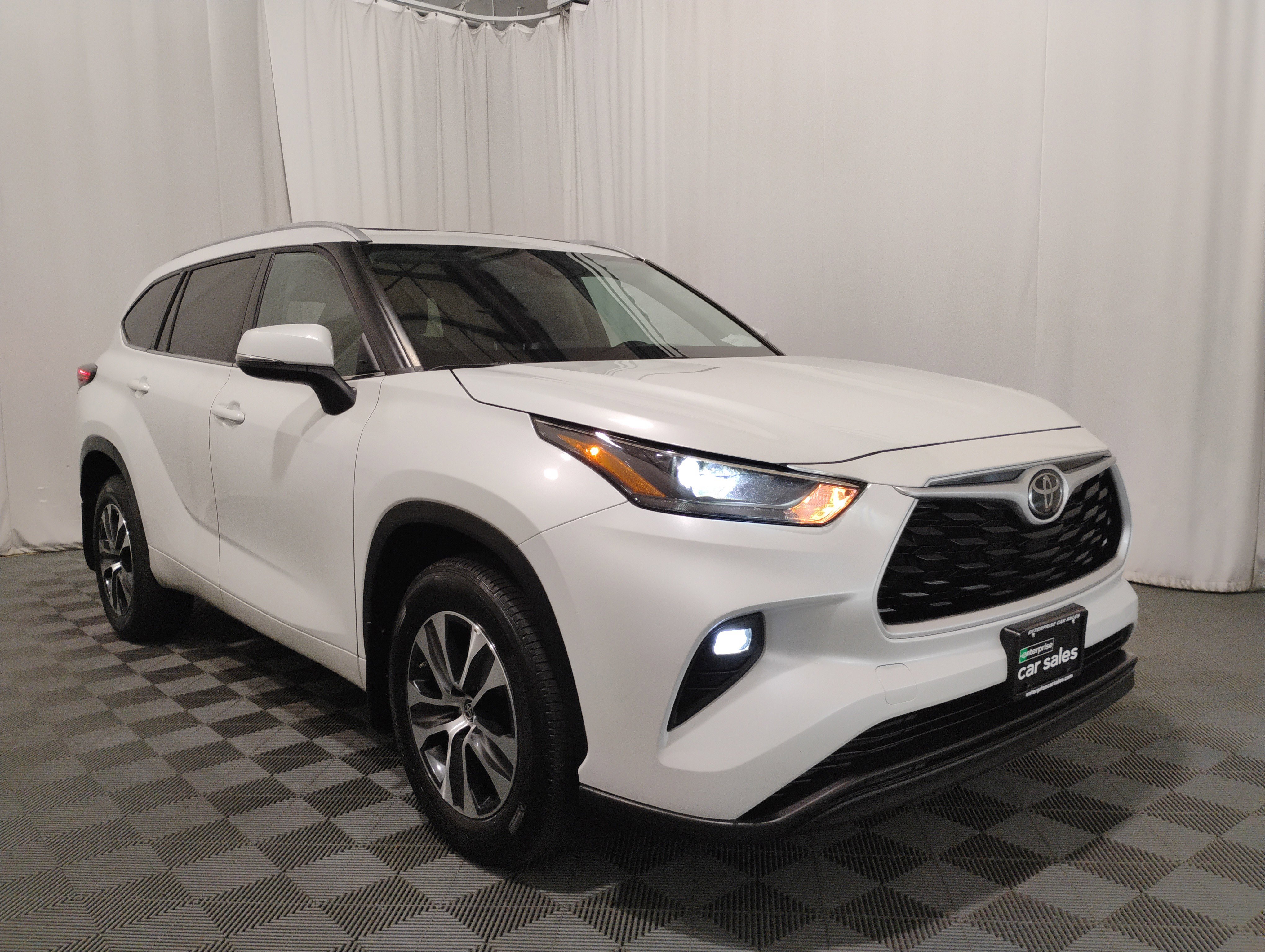 2022 Toyota Highlander XLE AWD