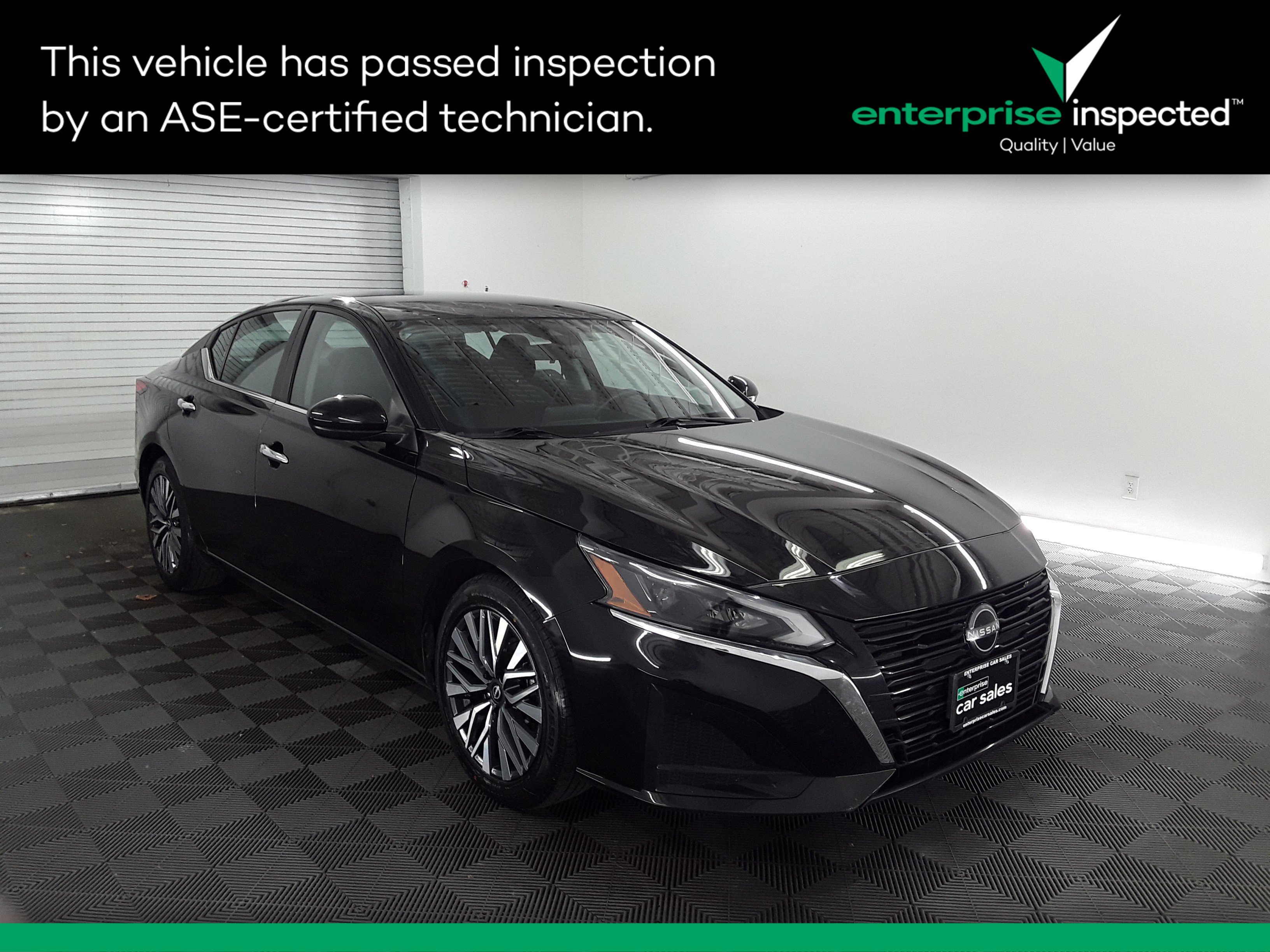 Used 2023 Nissan Altima 2.5 SV Sedan