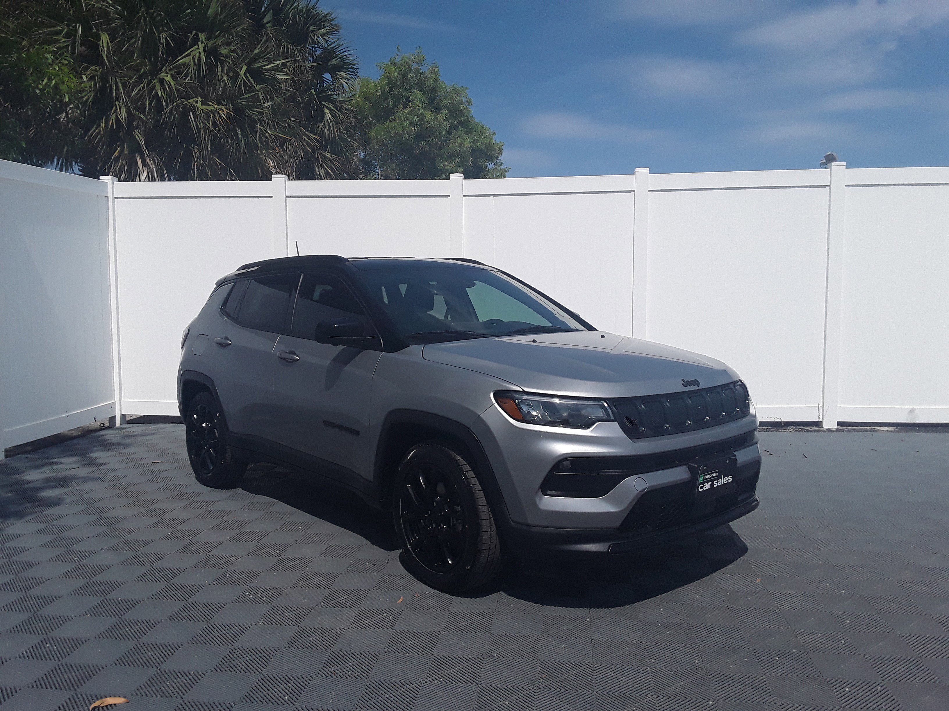 2022 Jeep Compass Altitude FWD