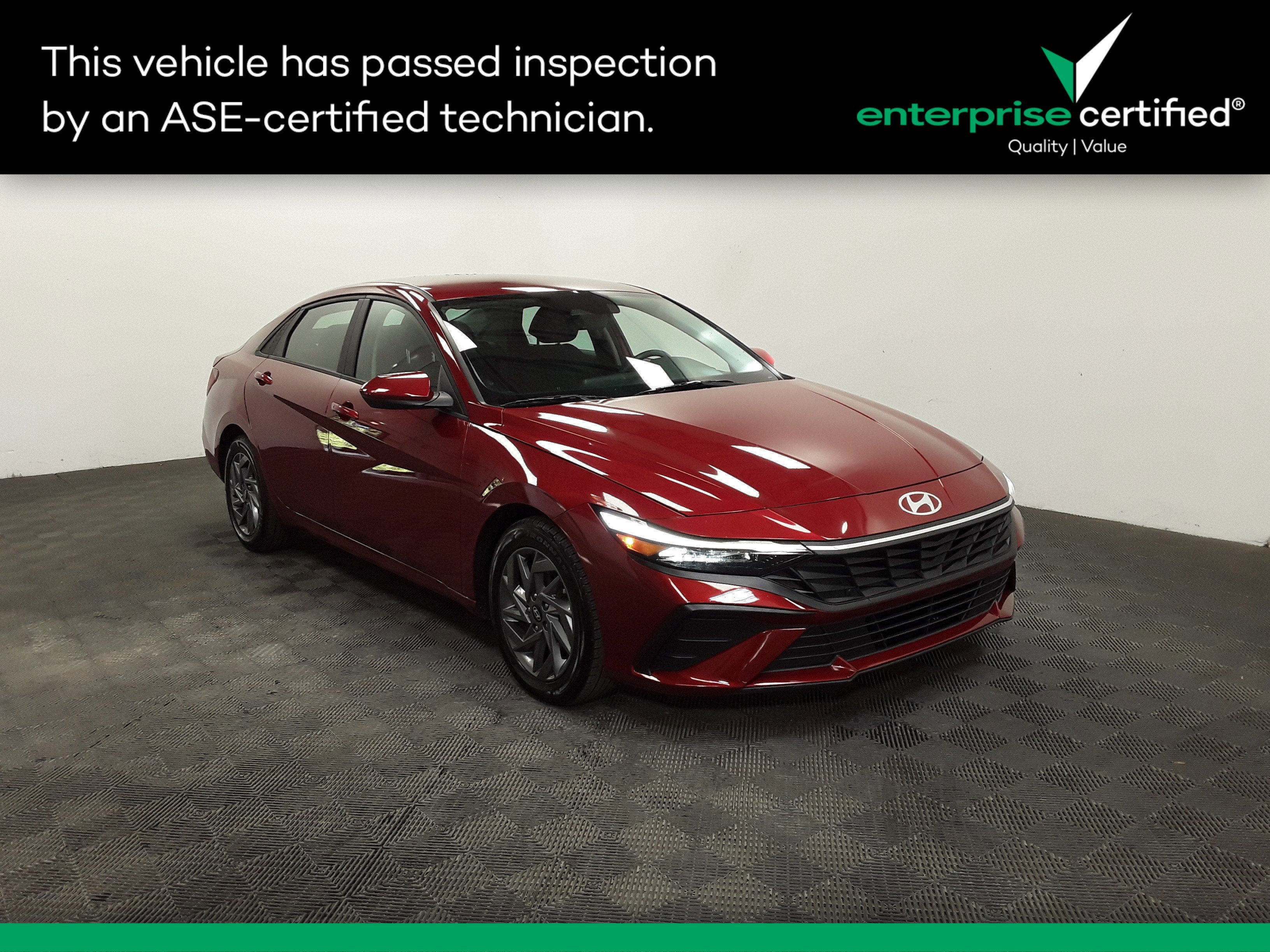 Used 2024 Hyundai Elantra SEL IVT