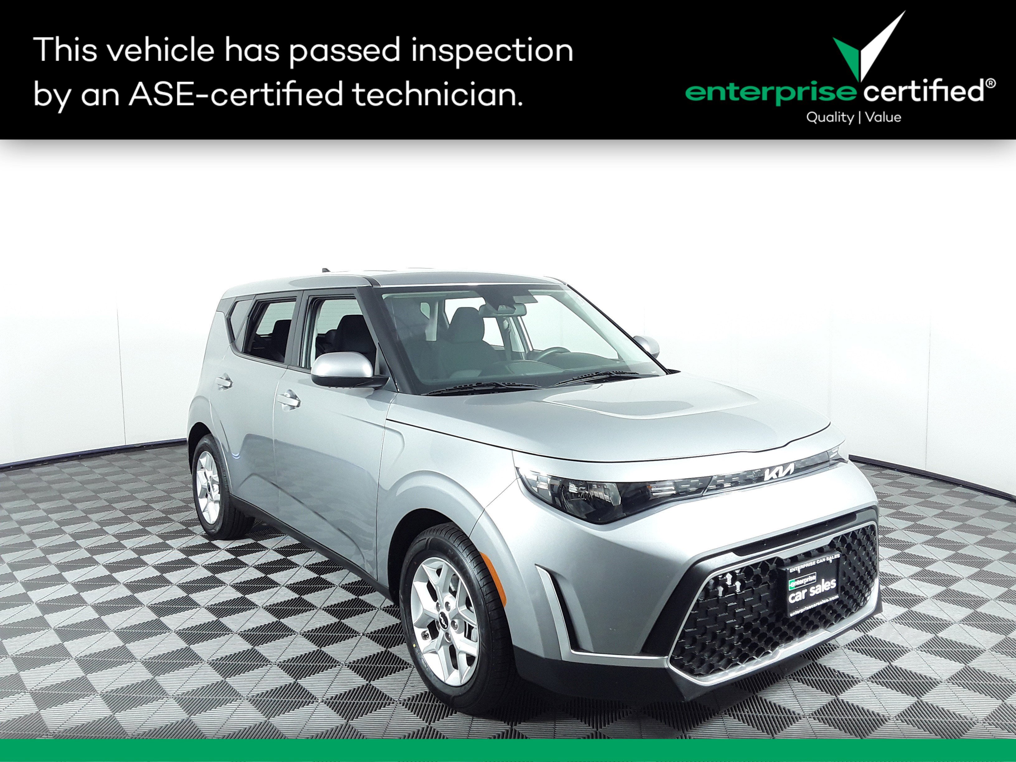 Used 2024 Kia Soul LX IVT