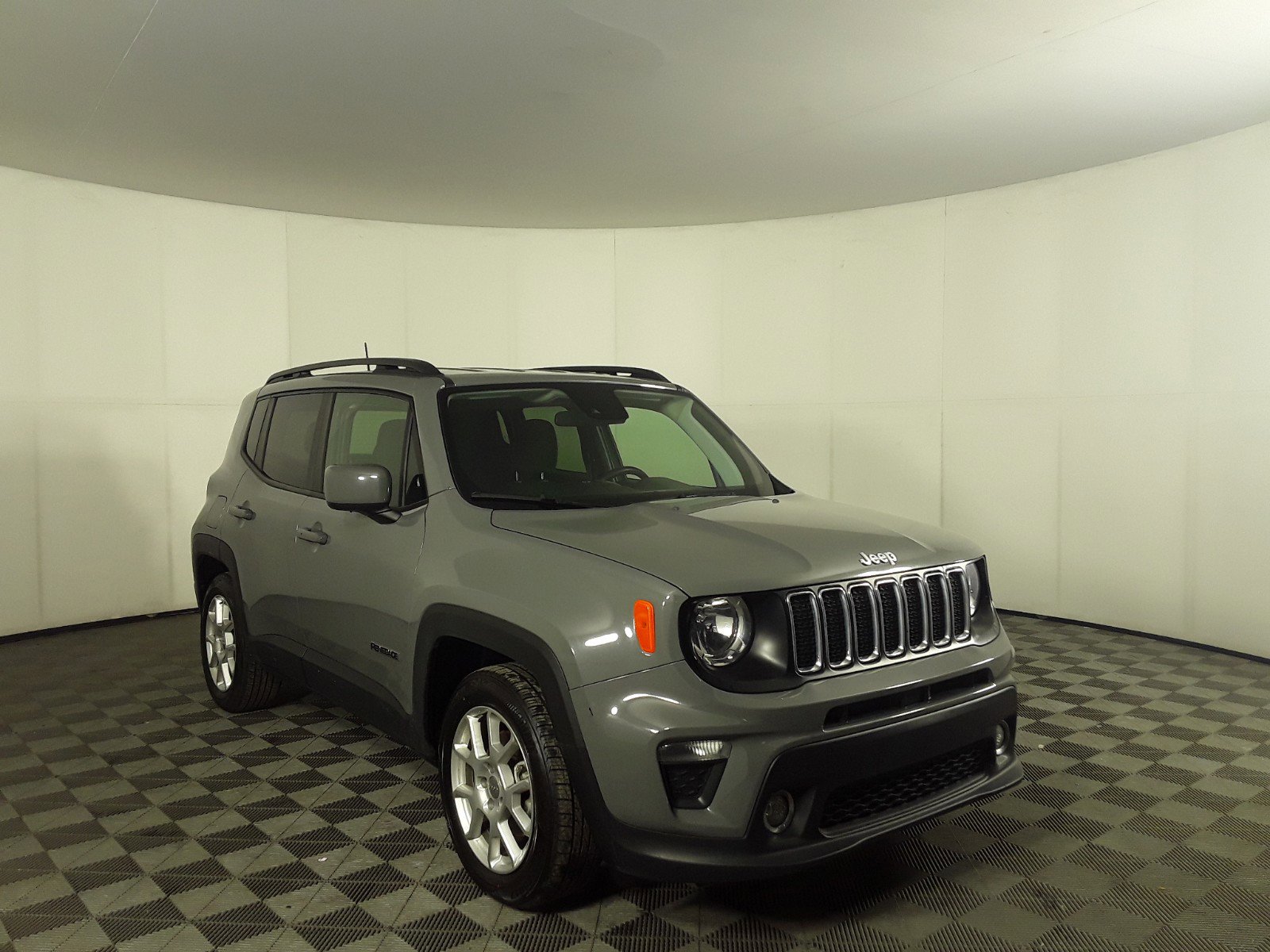 Used 2021 Jeep Renegade Latitude FWD