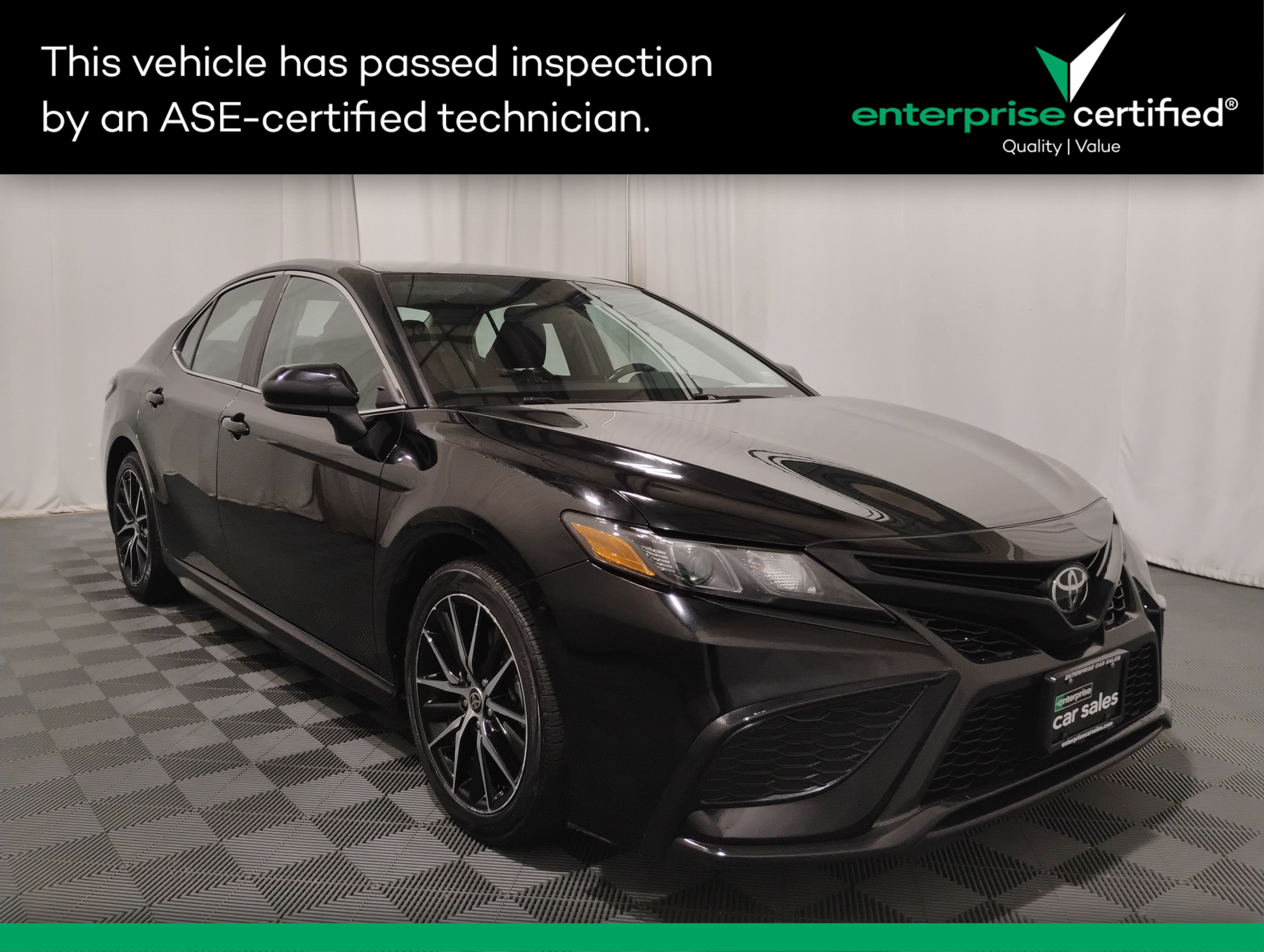 2021 Toyota Camry SE Auto
