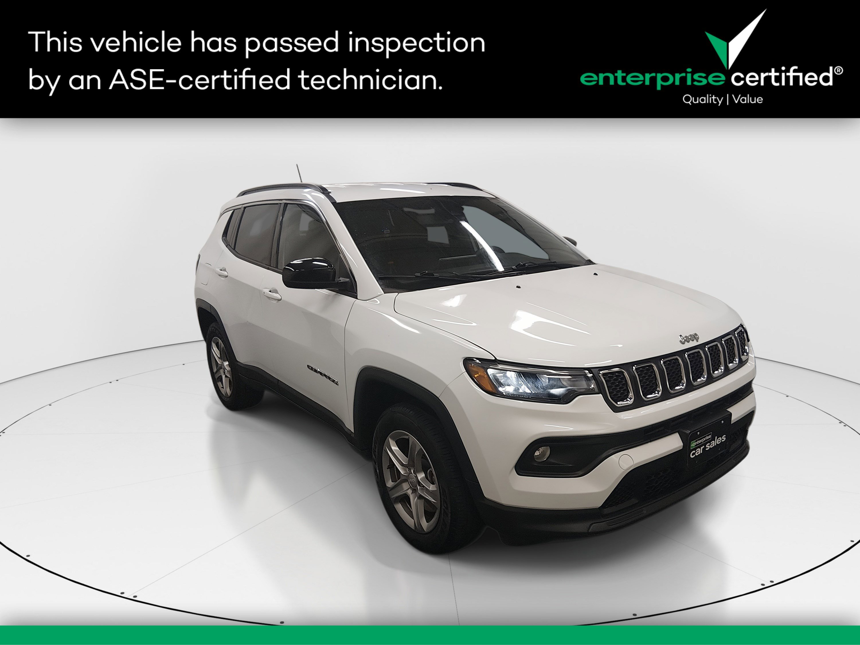 2024 Jeep Compass Latitude's photo