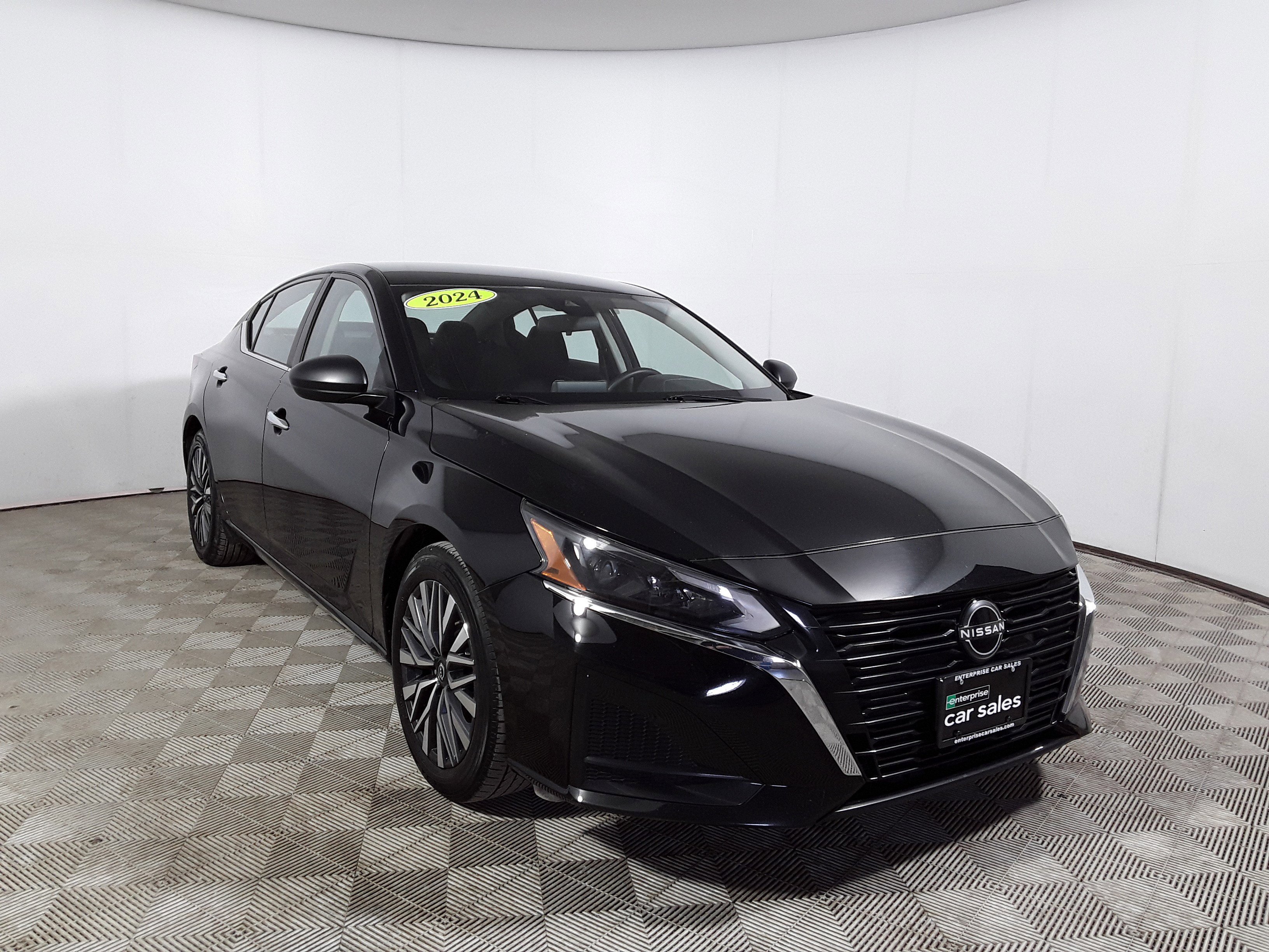 2024 Nissan Altima 2.5 SV Sedan