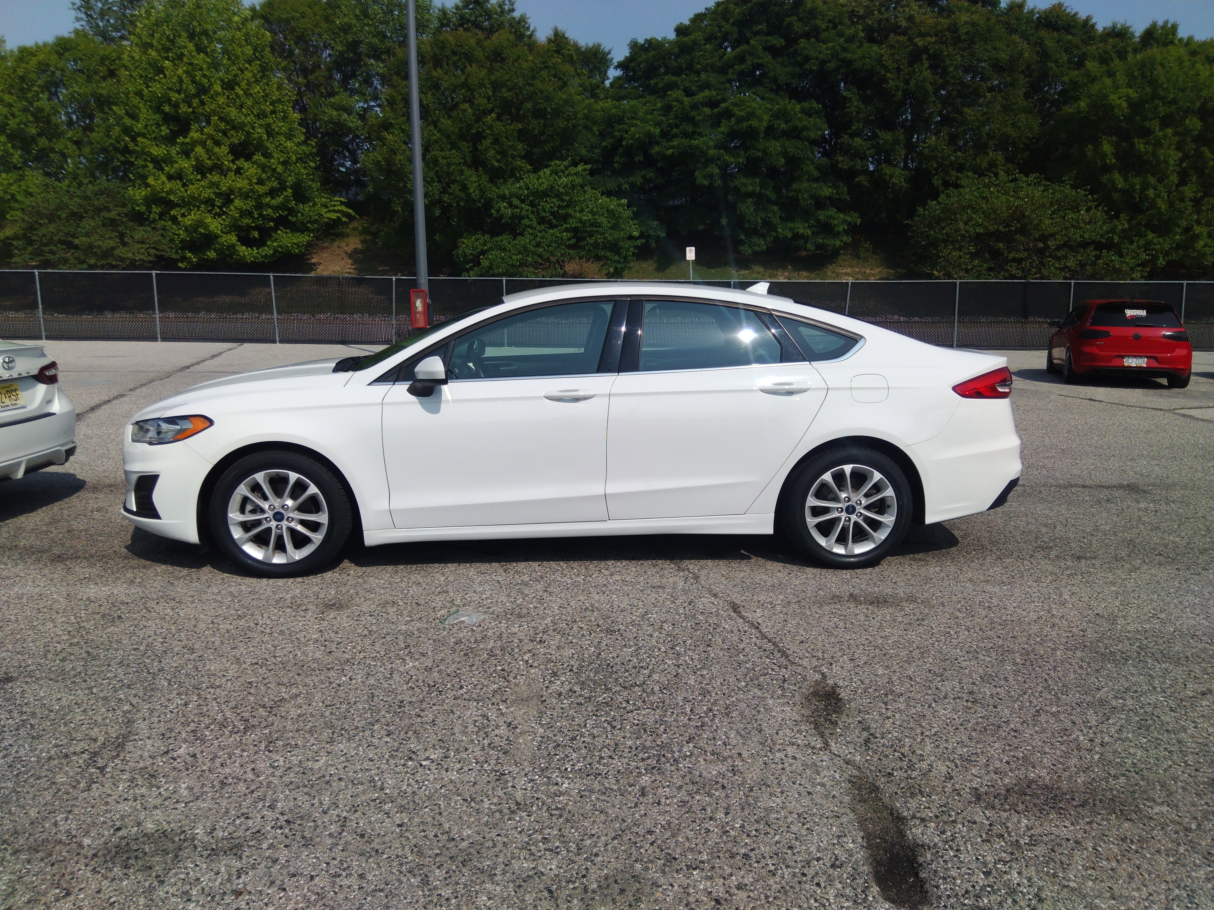 2020 Ford Fusion Hybrid SE FWD