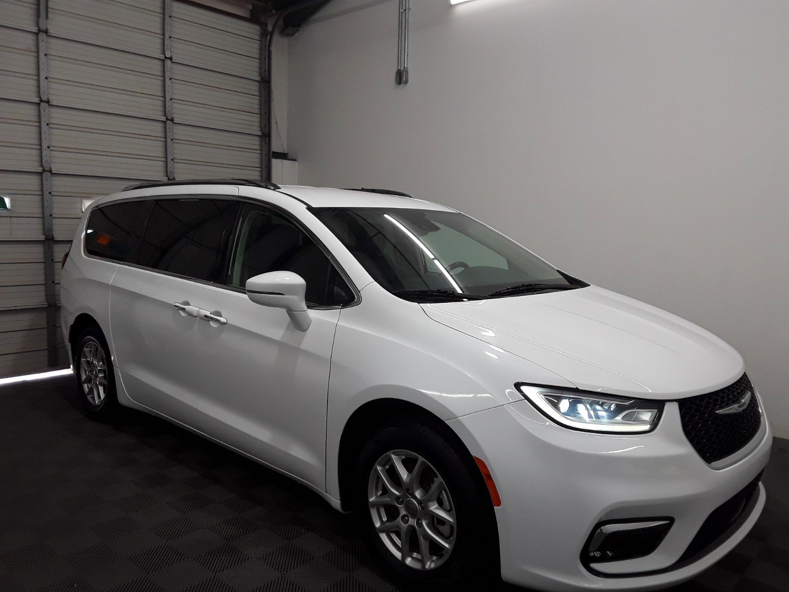 2021 Chrysler Pacifica Touring L FWD